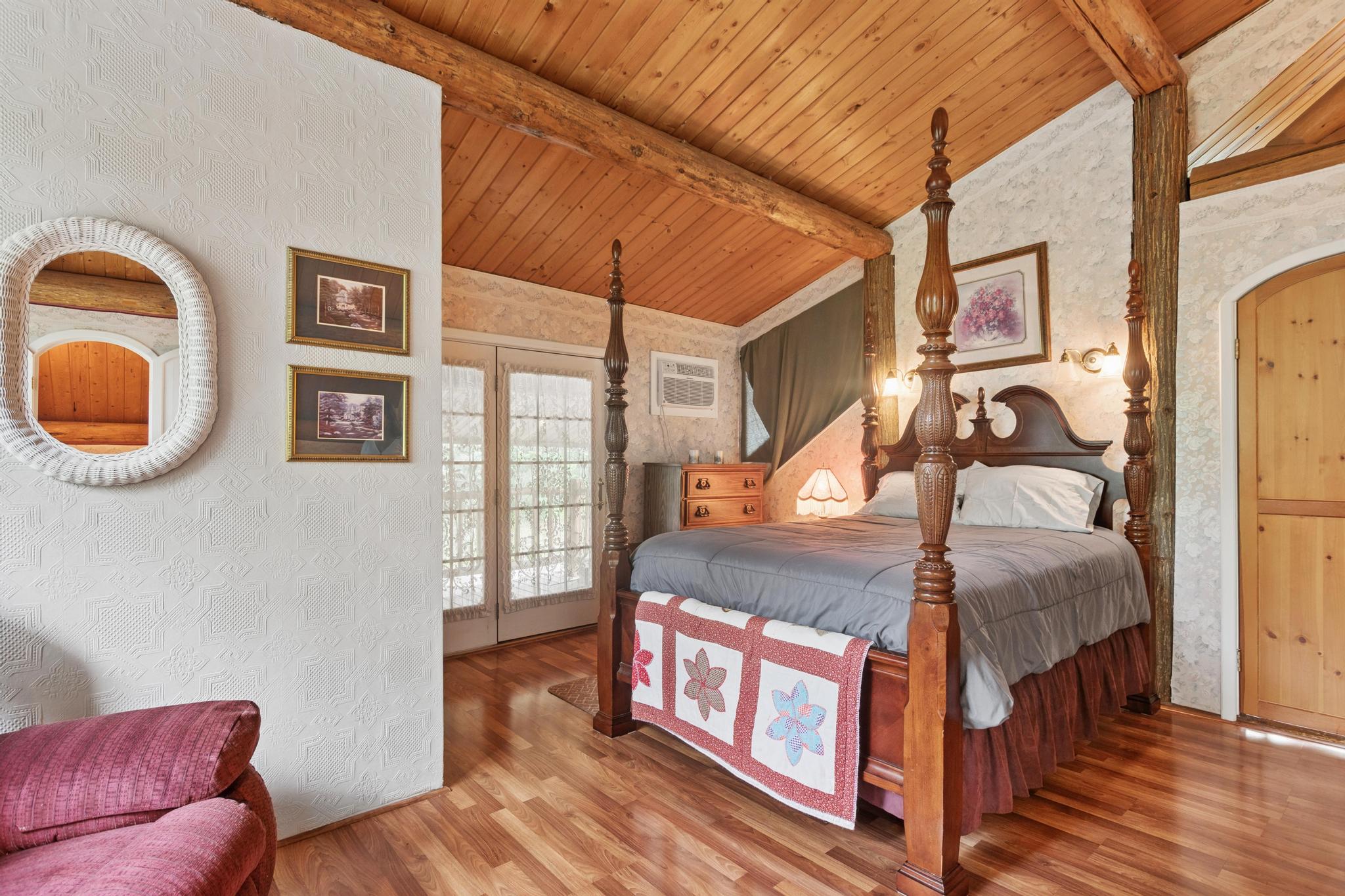 45 Breezy Bay Drive Property Photo 14