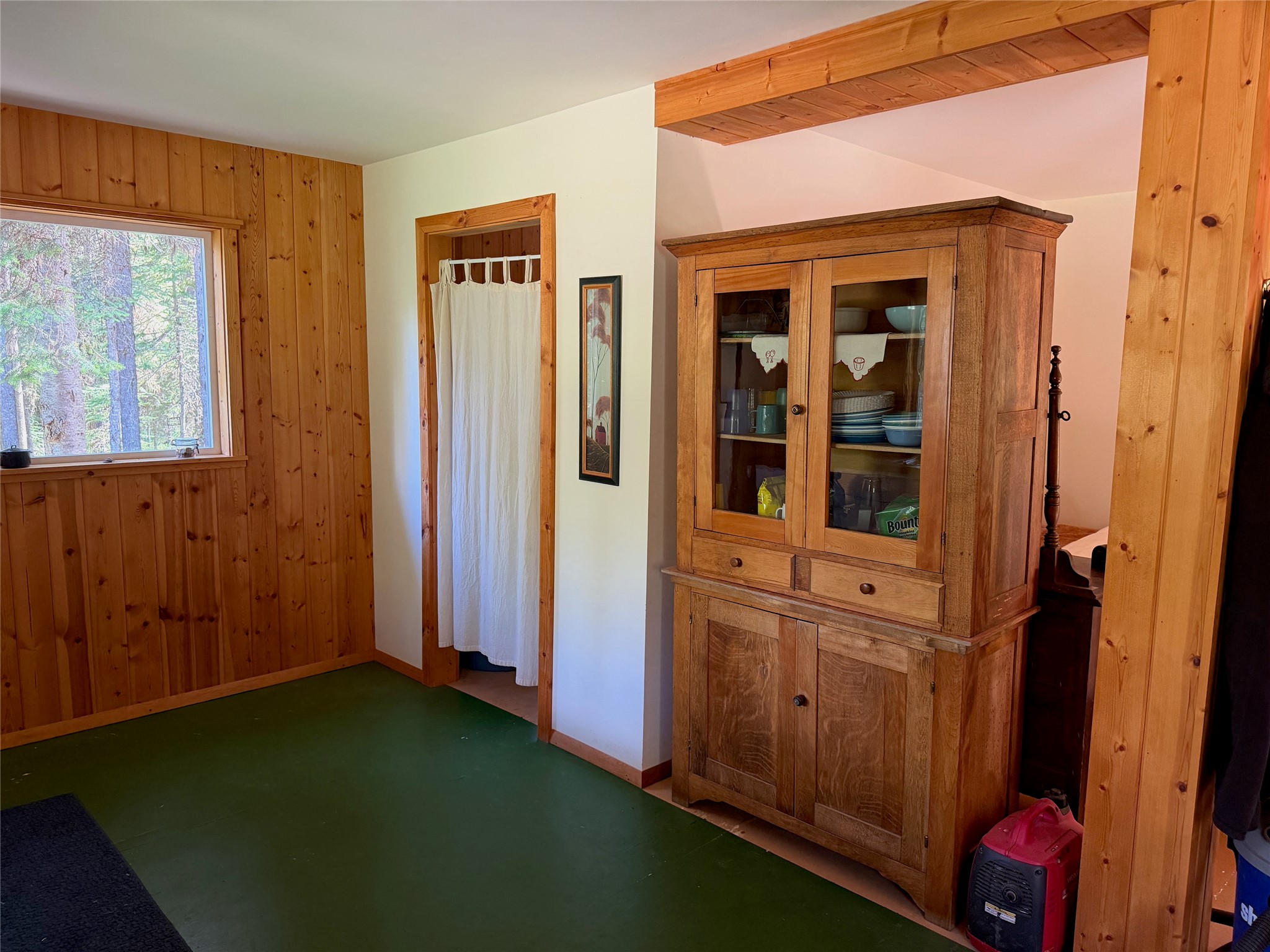 310 Moose Creek Road Property Photo 5