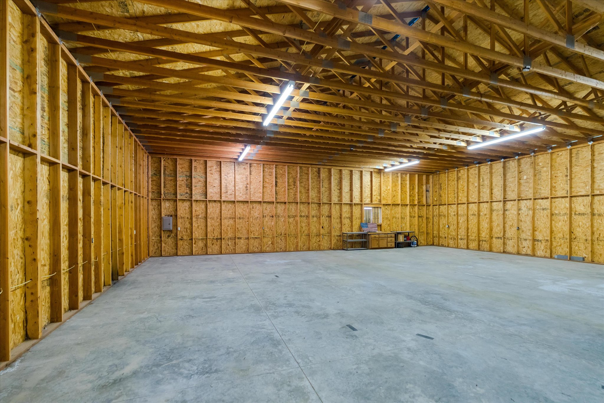305 Ferndale Drive 16 Property Photo 4