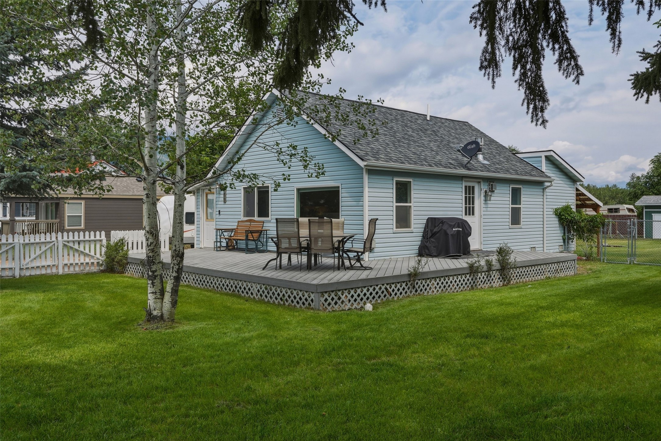 704 Adirondac Avenue Property Photo 1