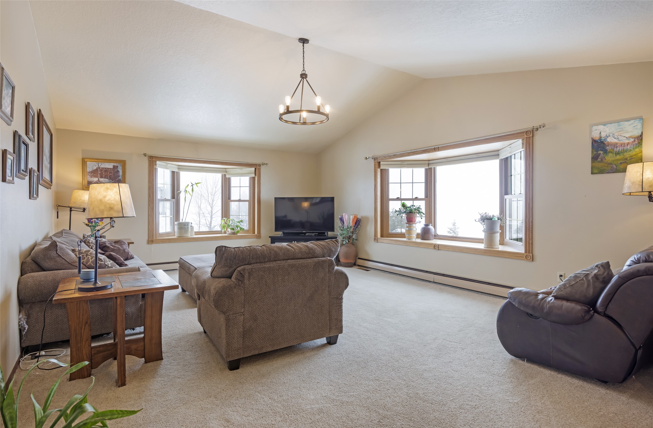 8200 Springtime Road Property Photo 6