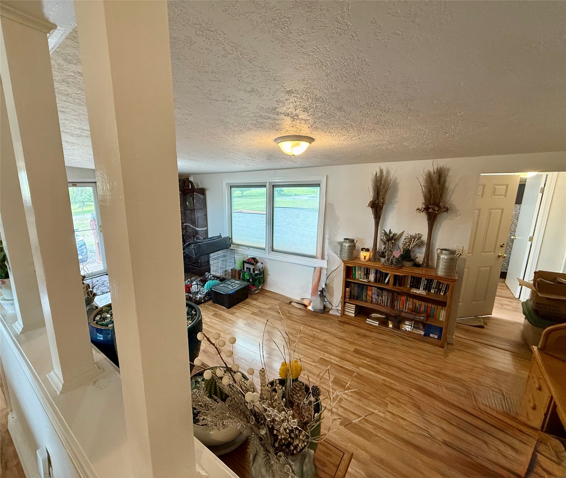 2 Meadowlark Square Property Photo 15