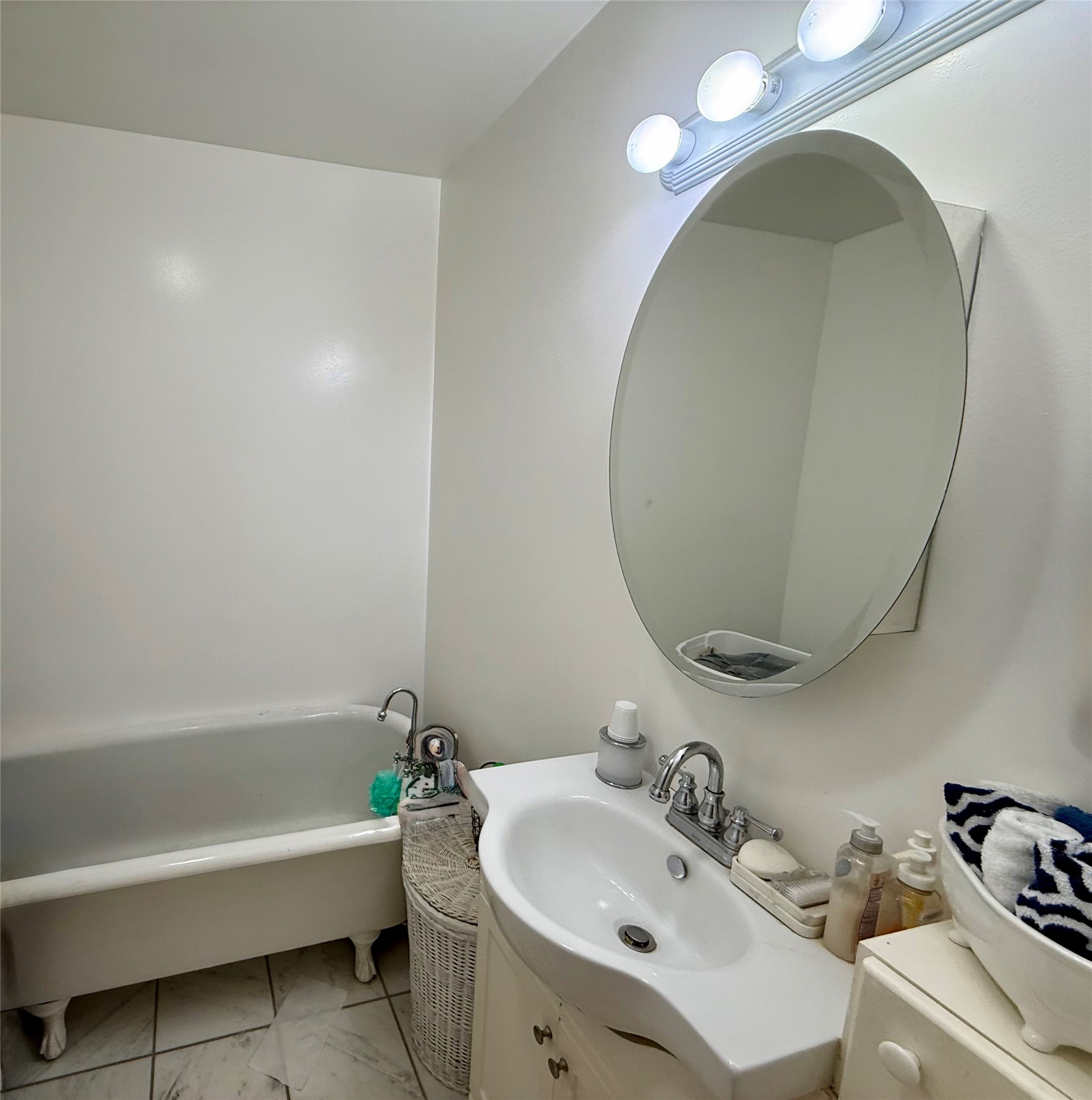 2 Meadowlark Square Property Photo 23