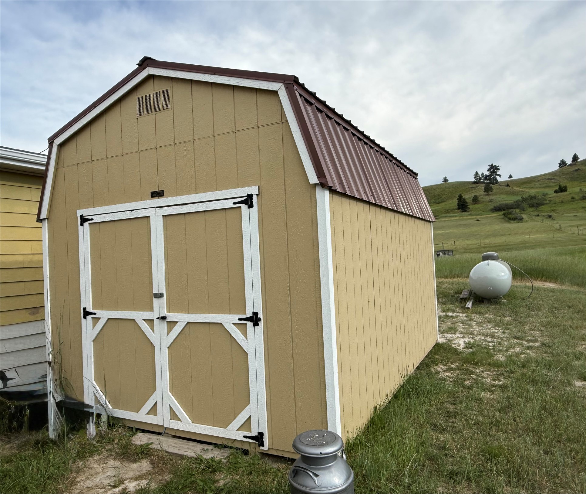 2 Meadowlark Square Property Photo 31
