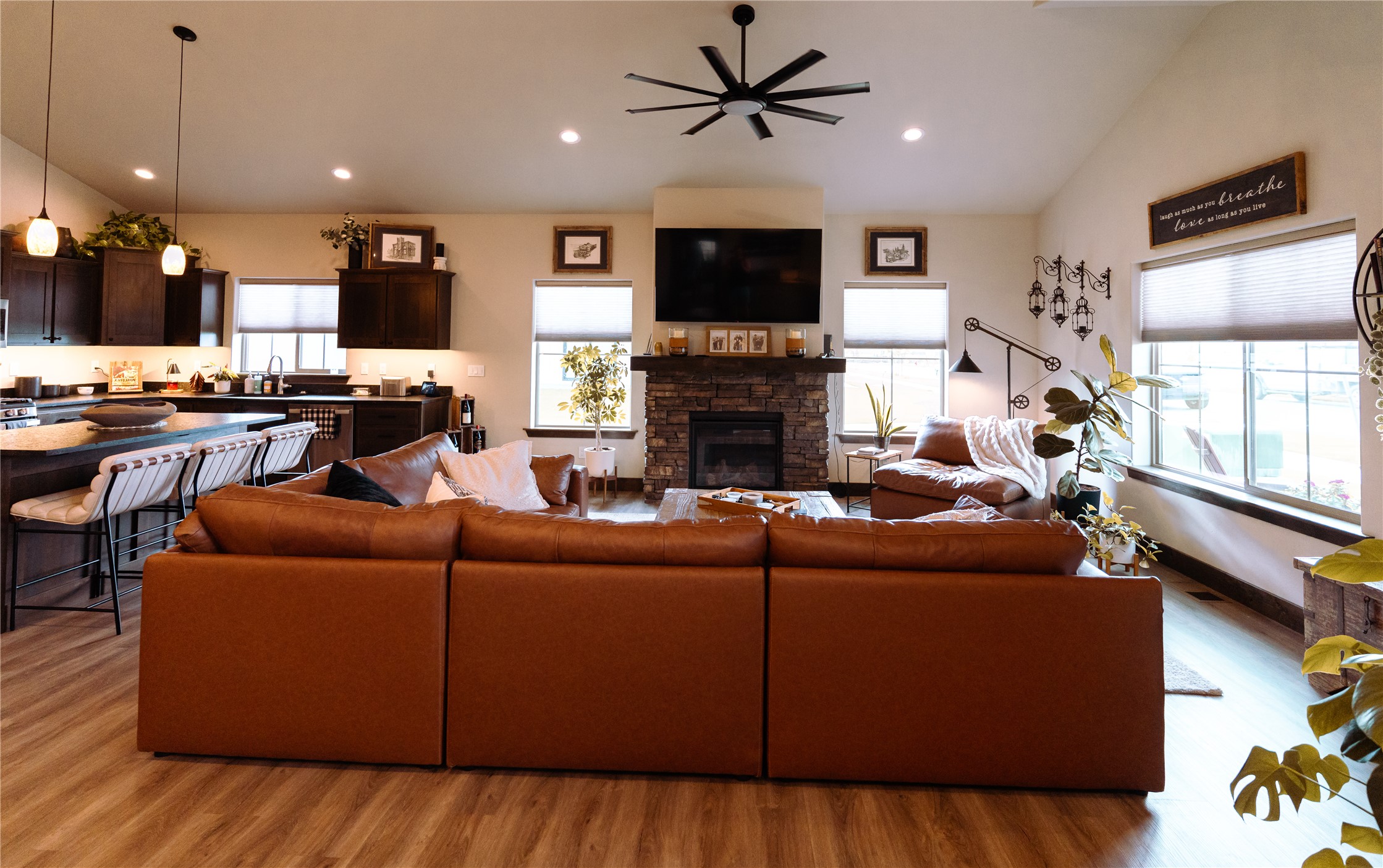 708 August Way Property Photo 9