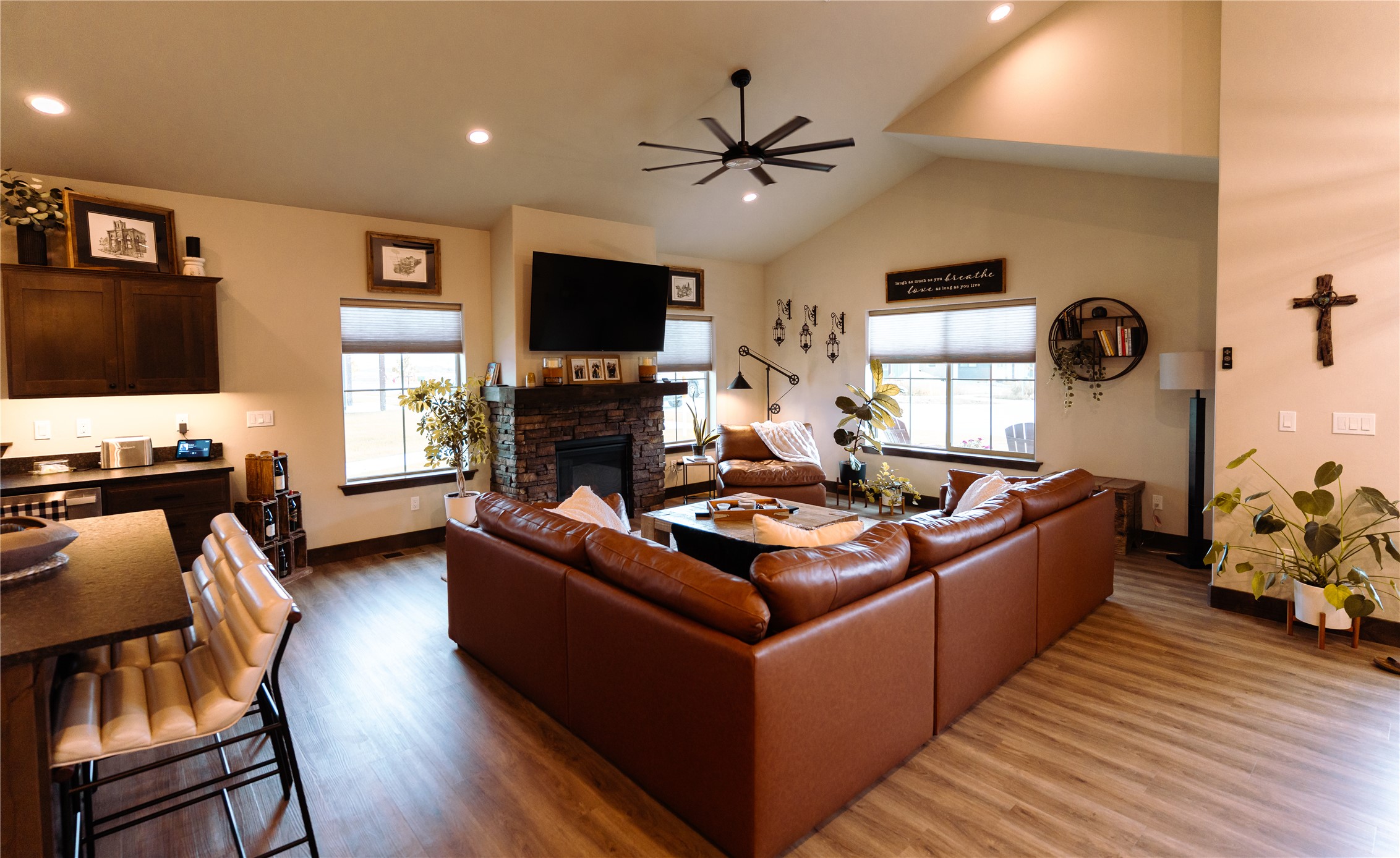 708 August Way Property Photo 14