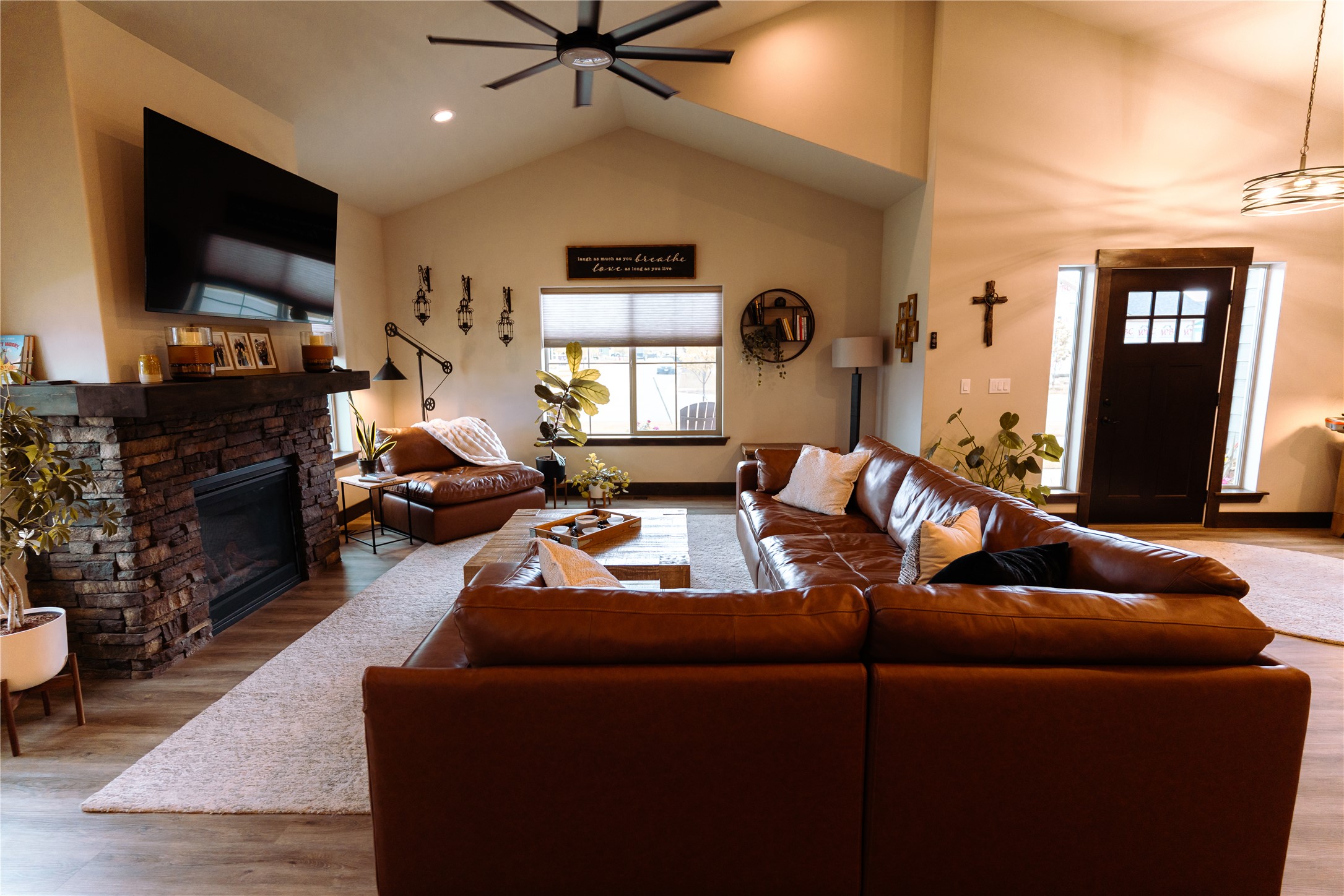 708 August Way Property Photo 16
