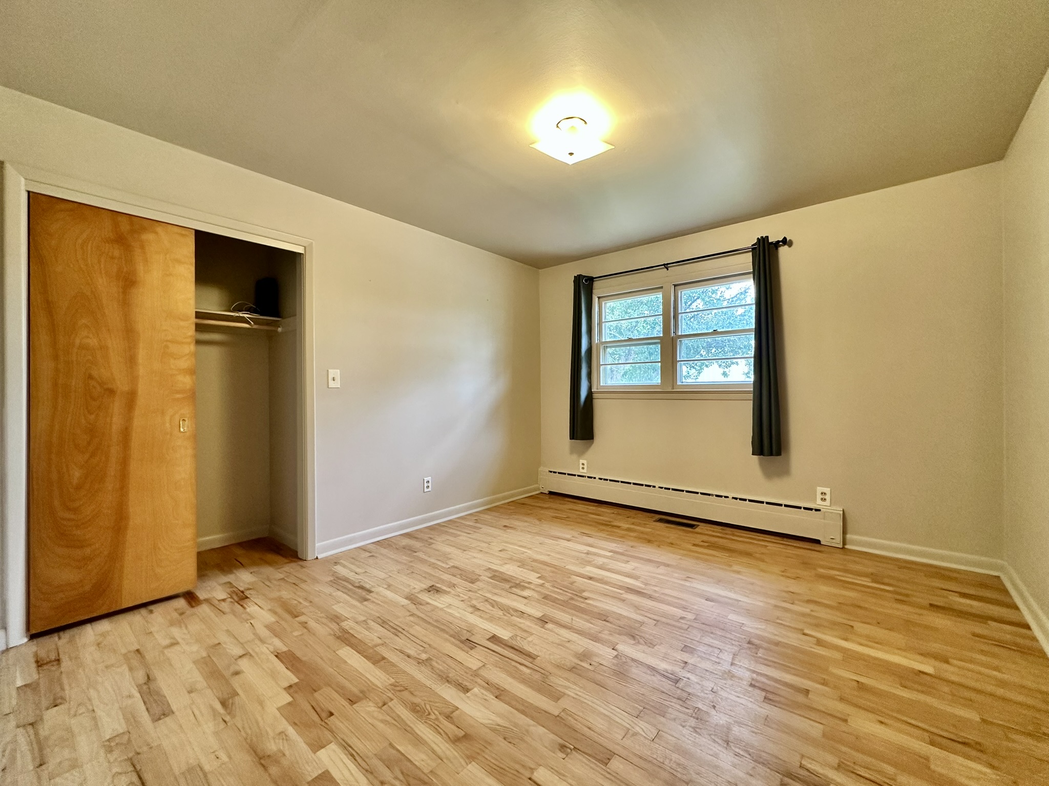 417 River Avenue E Property Photo 16