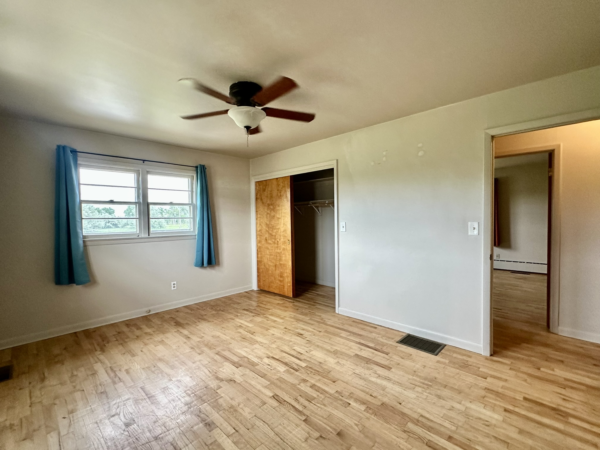 417 River Avenue E Property Photo 20