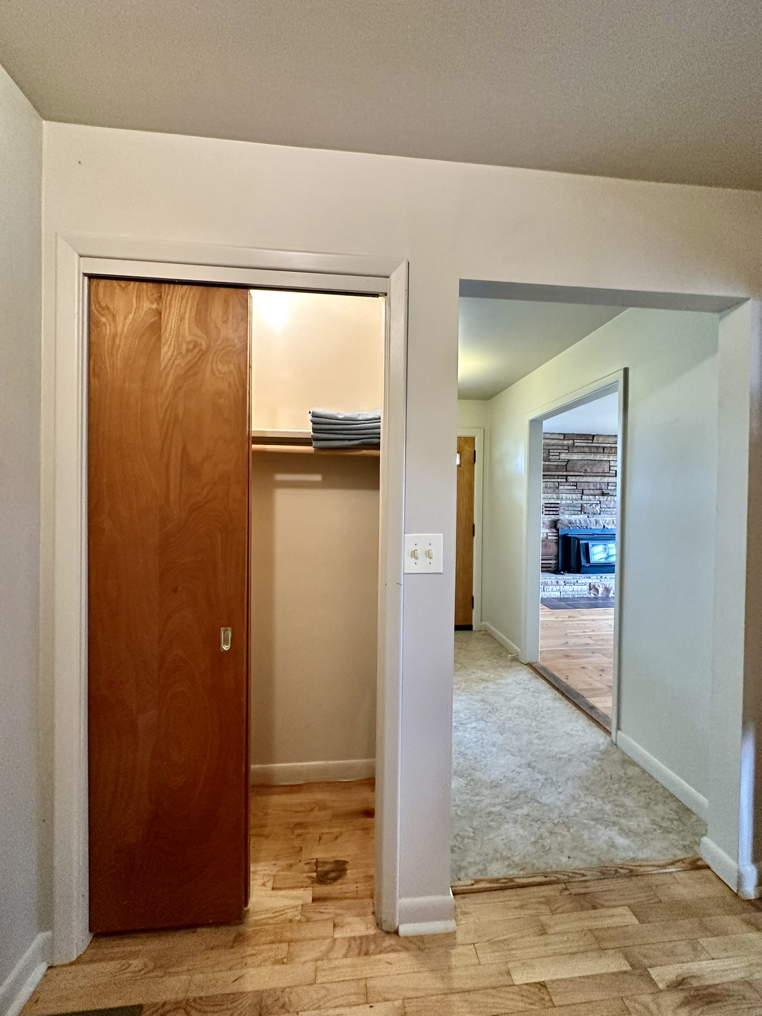 417 River Avenue E Property Photo 23