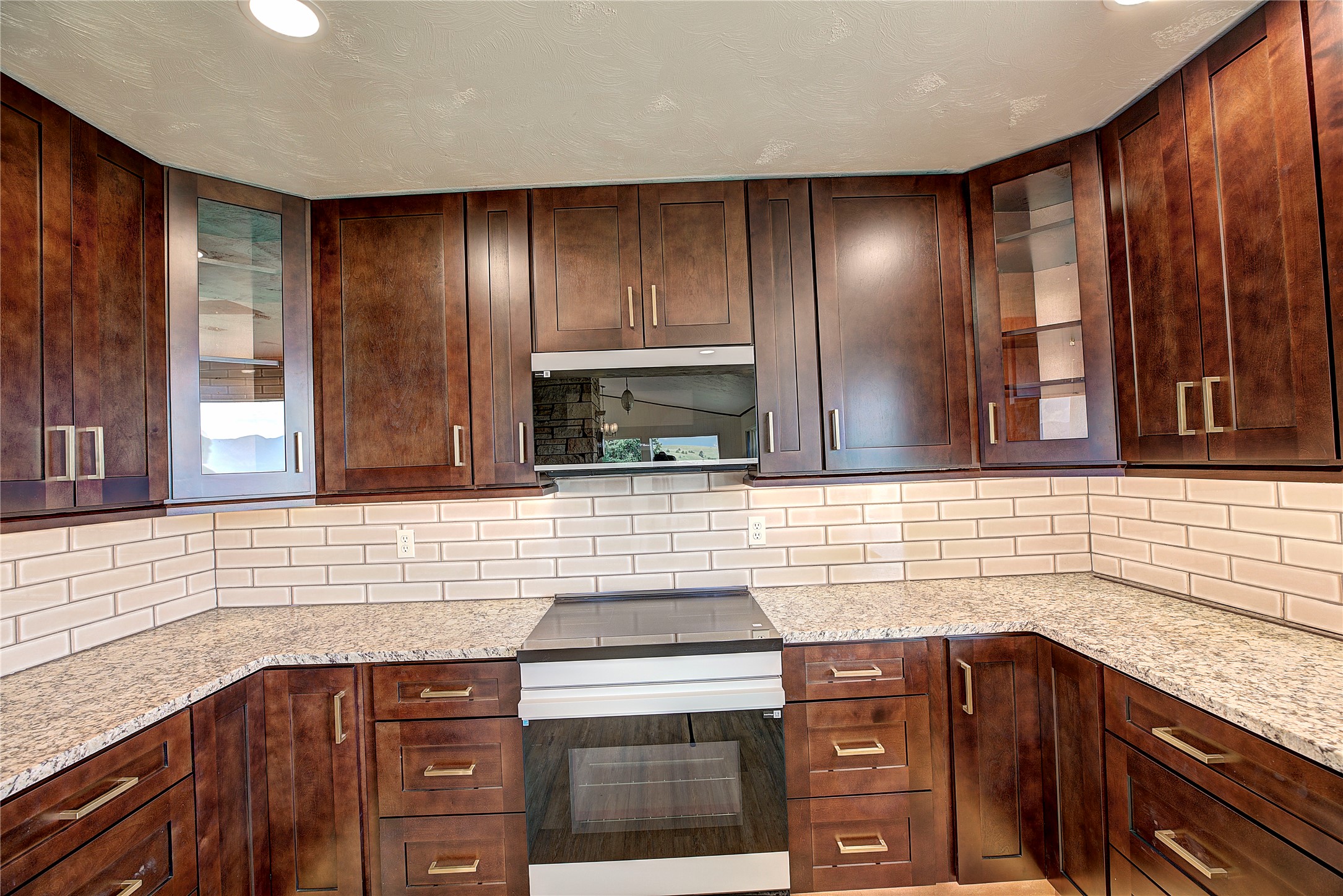 37468 Ponderilla Drive Property Photo 9