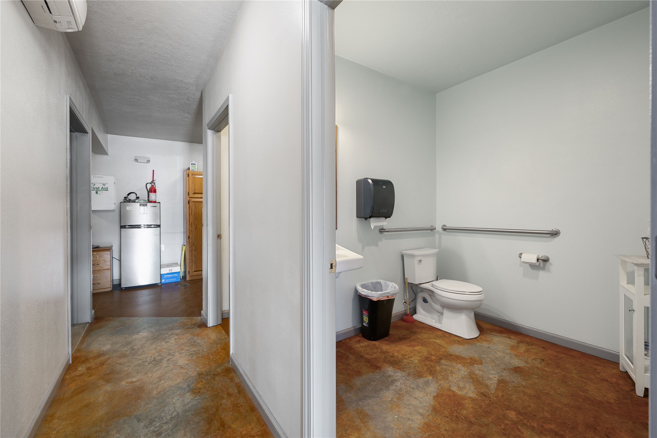 402 N Pyfer Street Property Photo 32