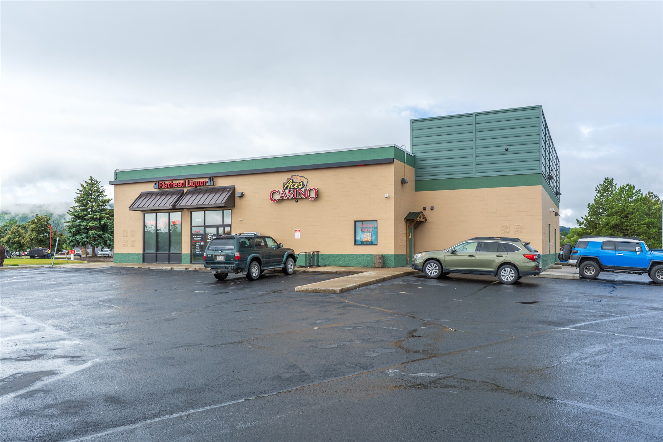 1121 Us Highway 2 W Property Photo 2
