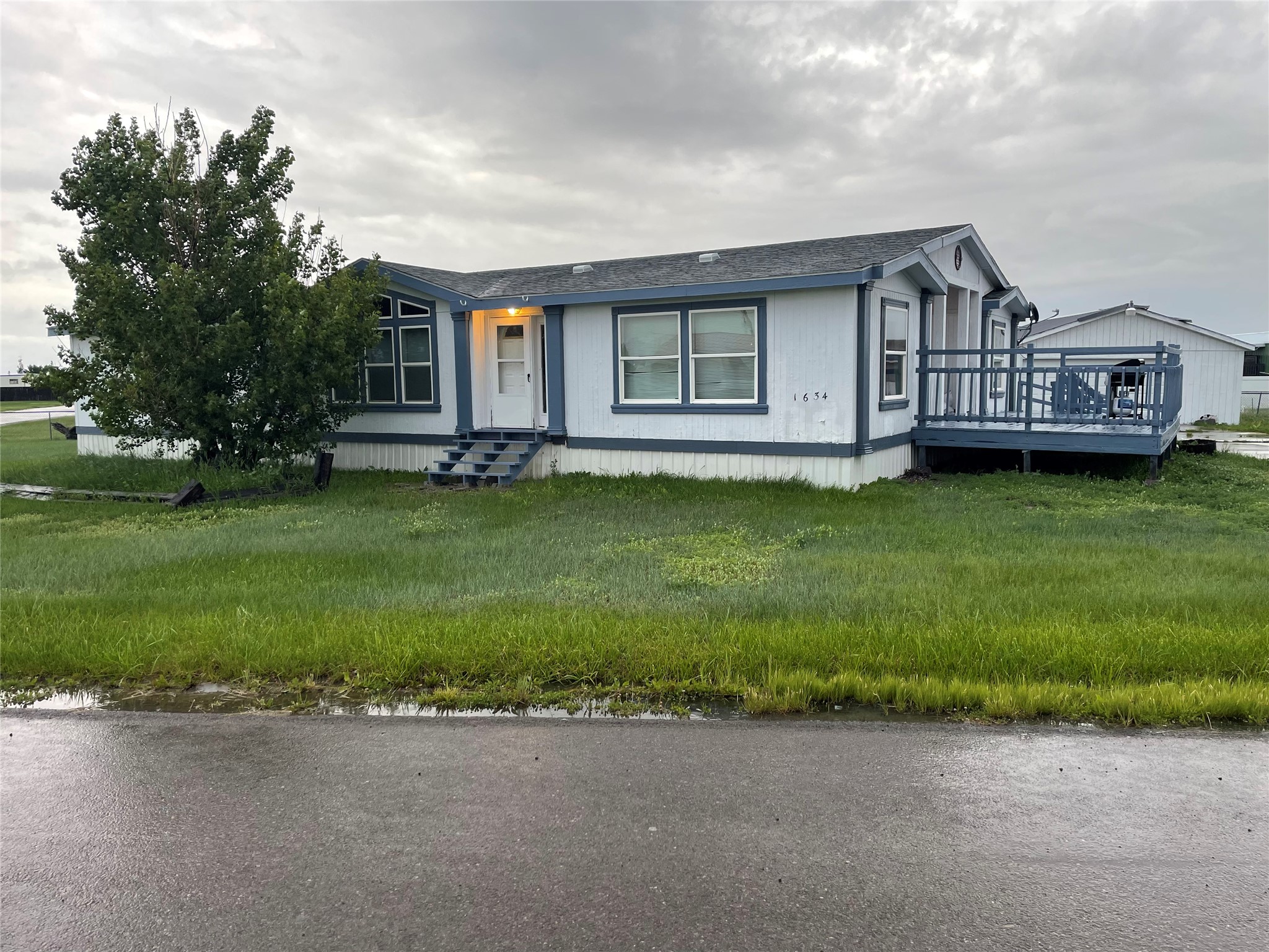 1634 Adams Boulevard Property Photo 1