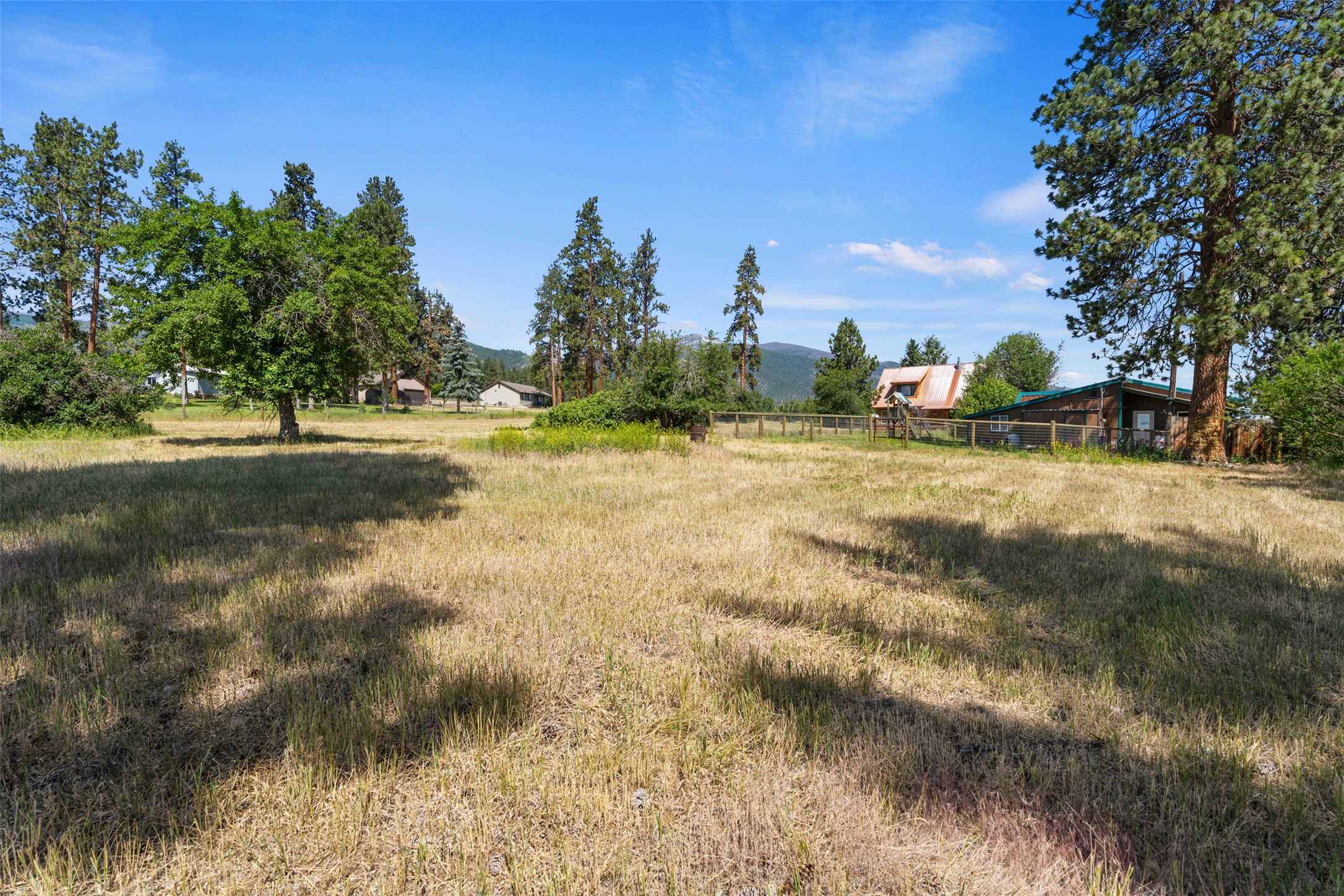 226 Sweathouse Creek Road Property Photo 38