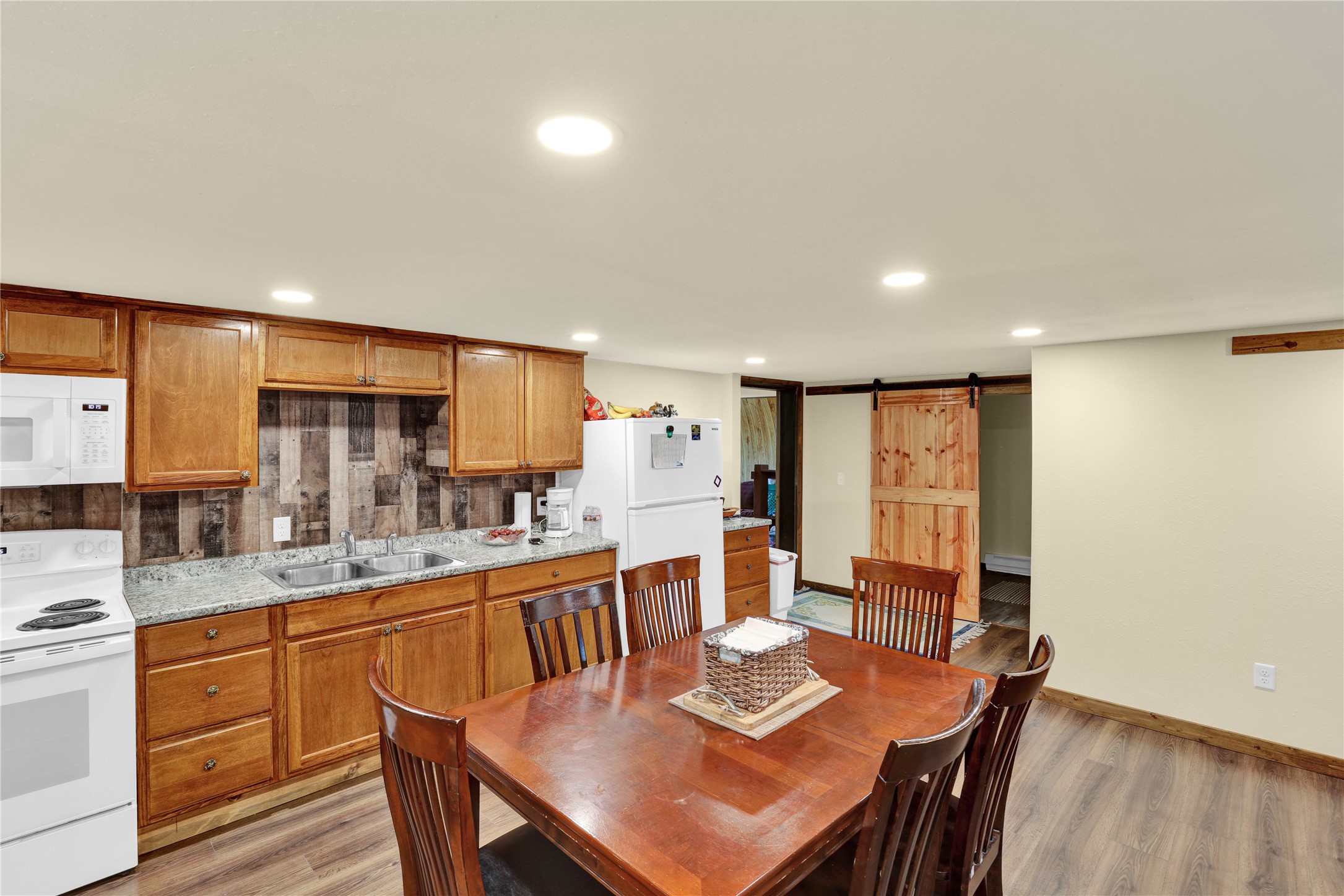 1137 Us Hwy 89 Property Photo 25