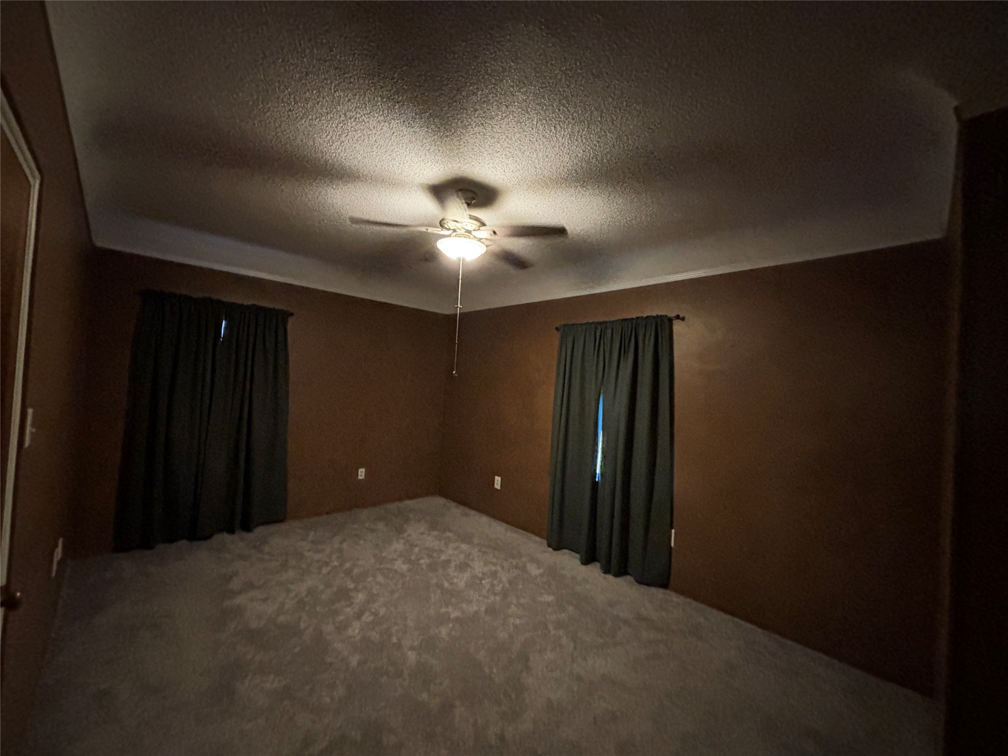 406 S Delaware Street Property Photo 10