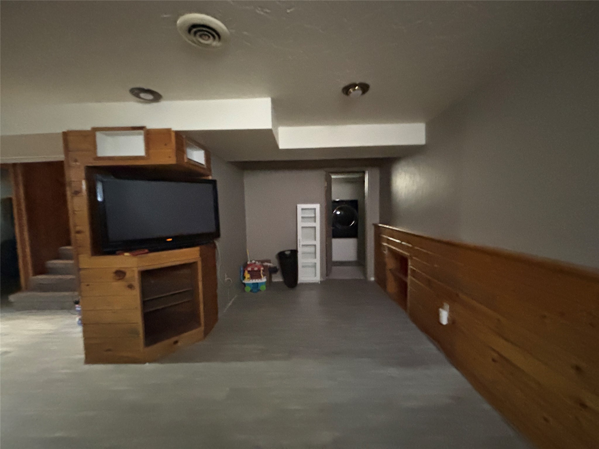 406 S Delaware Street Property Photo 18