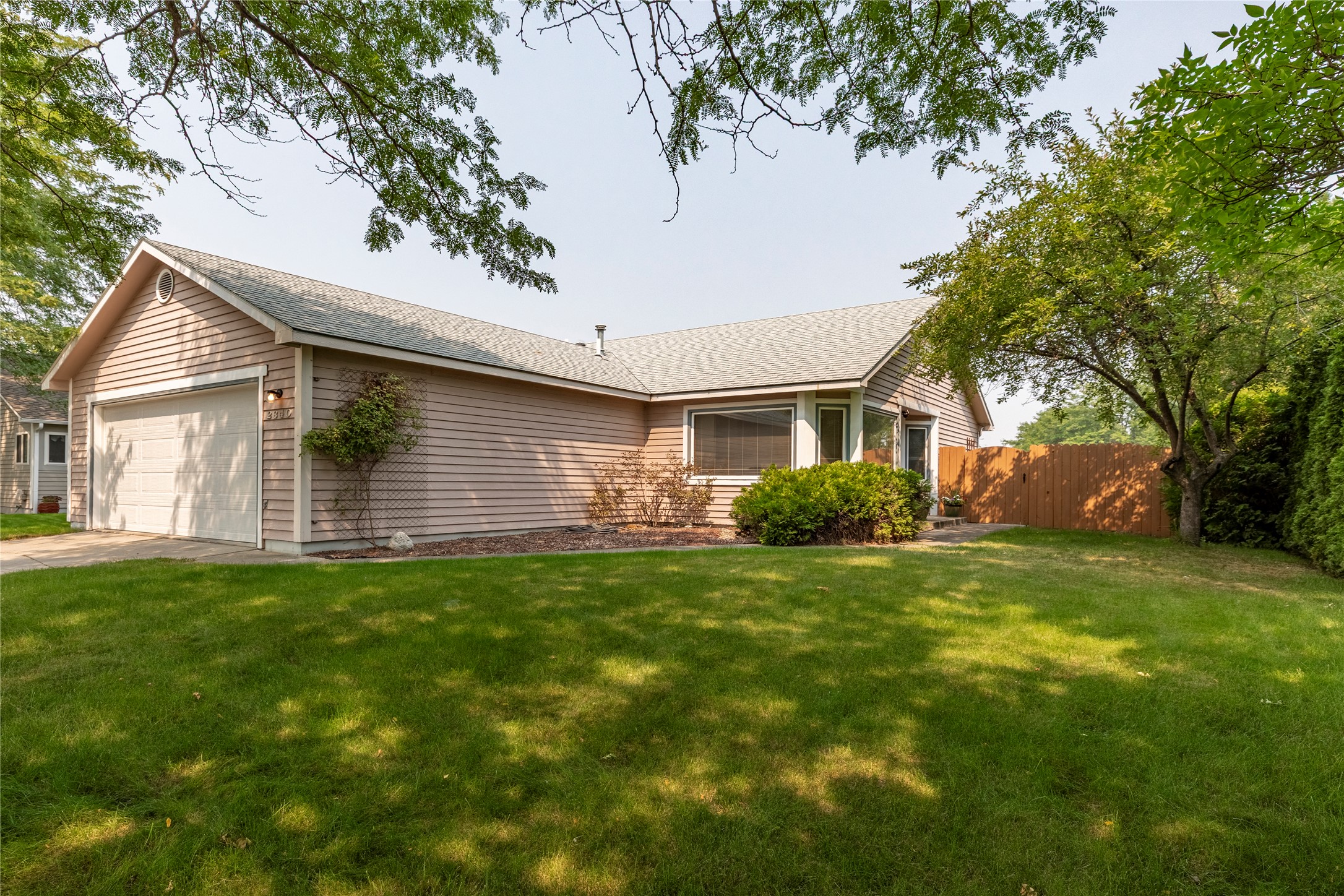 2340 Cottage Court Property Photo 1