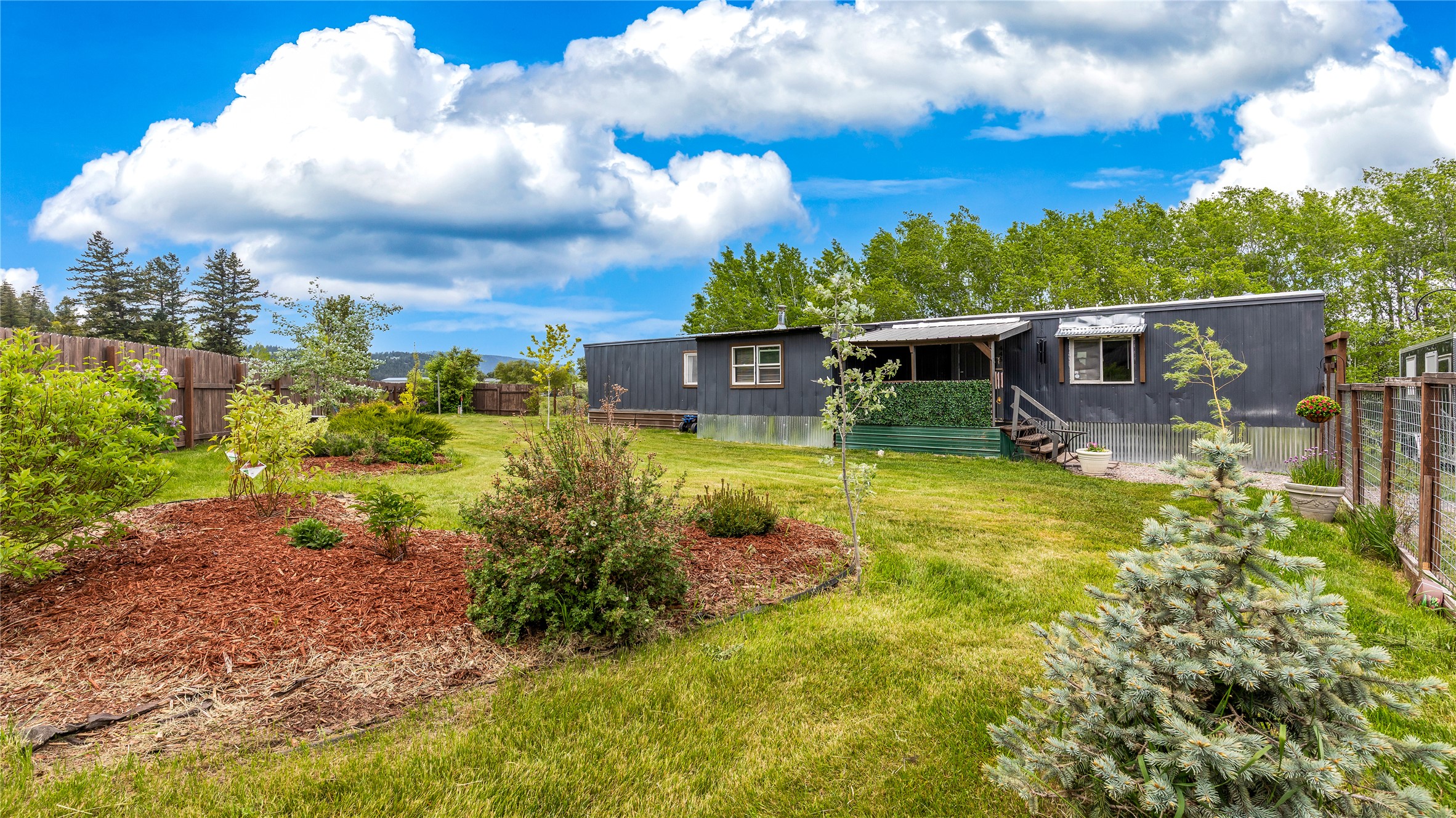 445 Fir Terrace Property Photo 2