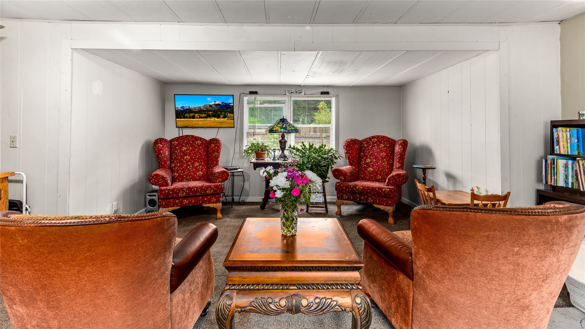 445 Fir Terrace Property Photo 6
