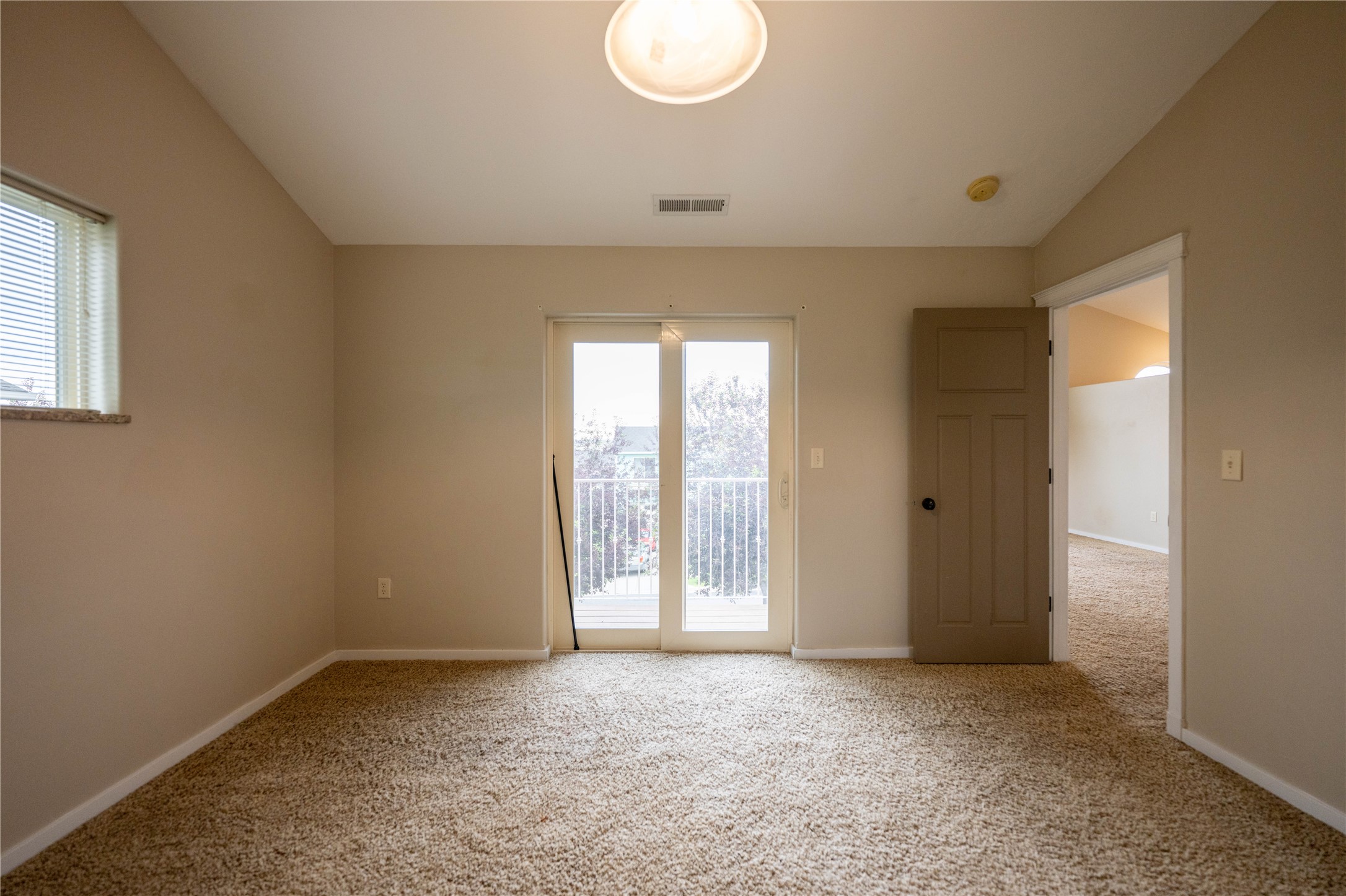 534 Dreben Way Property Photo 11
