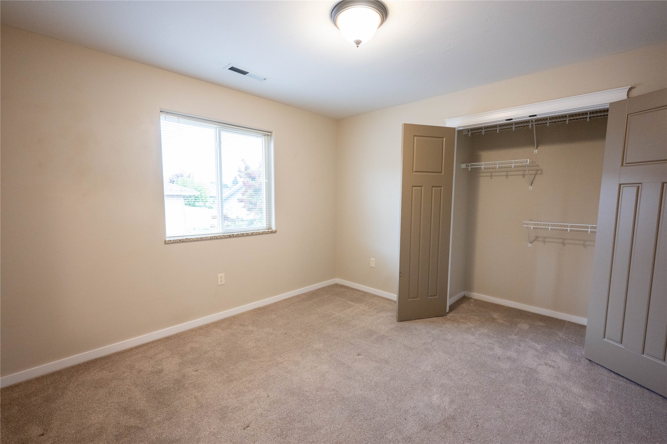 534 Dreben Way Property Photo 17