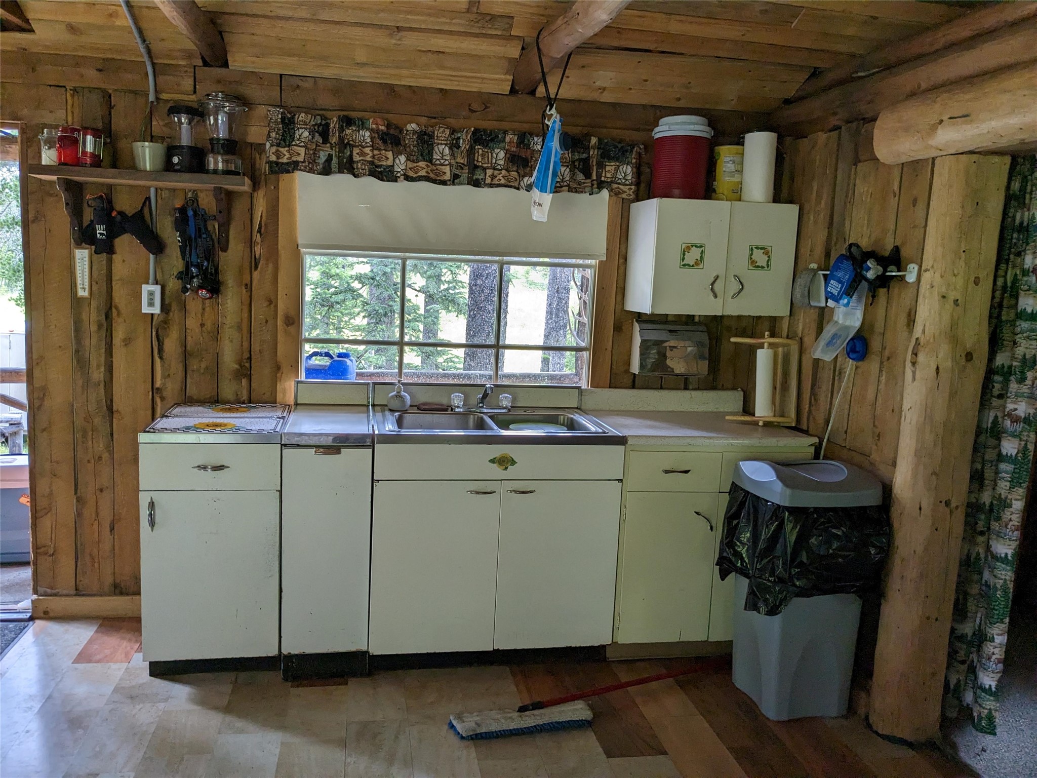 16221 Grizzly Lane Property Photo 35