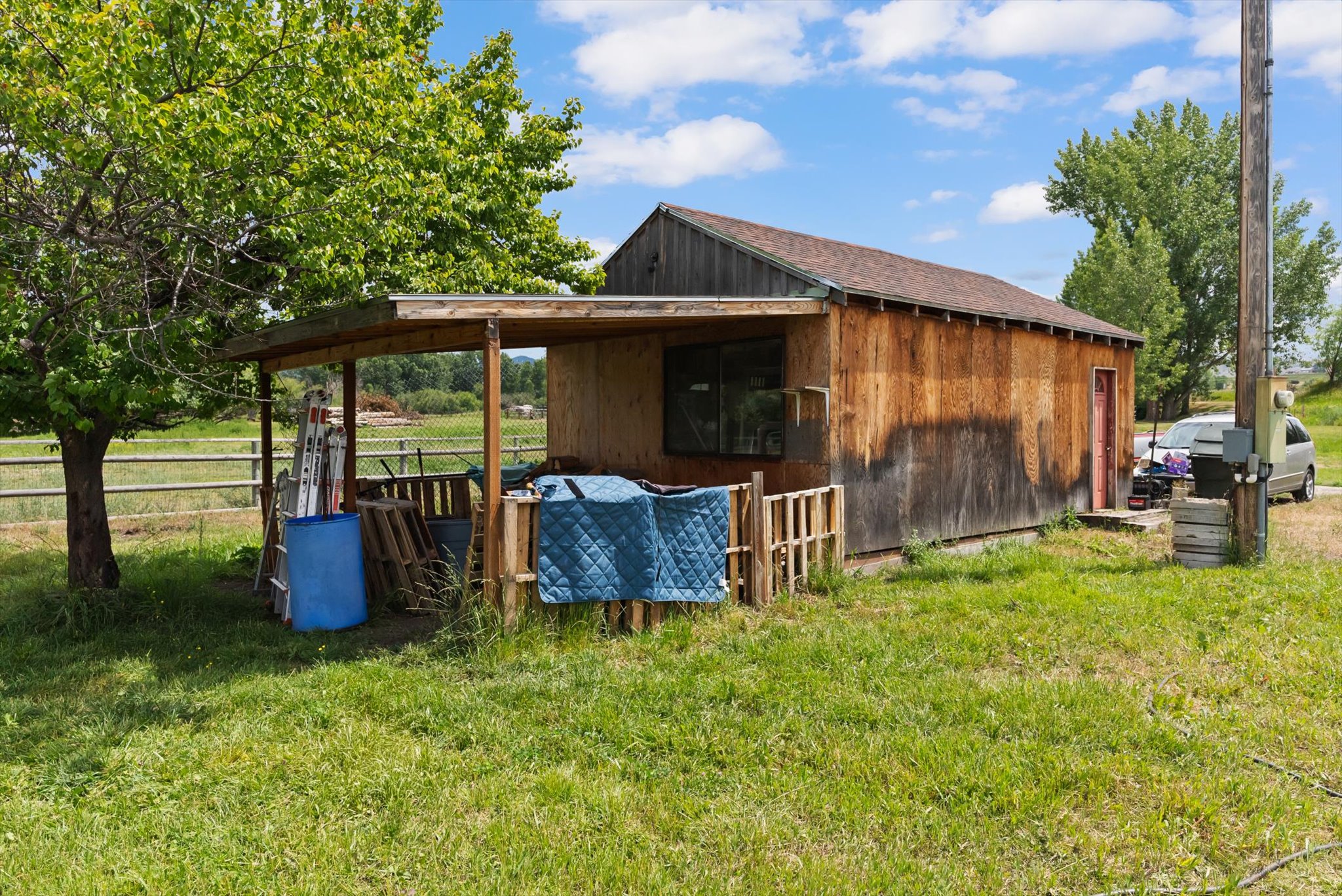 651 Milty Lane Property Photo 8