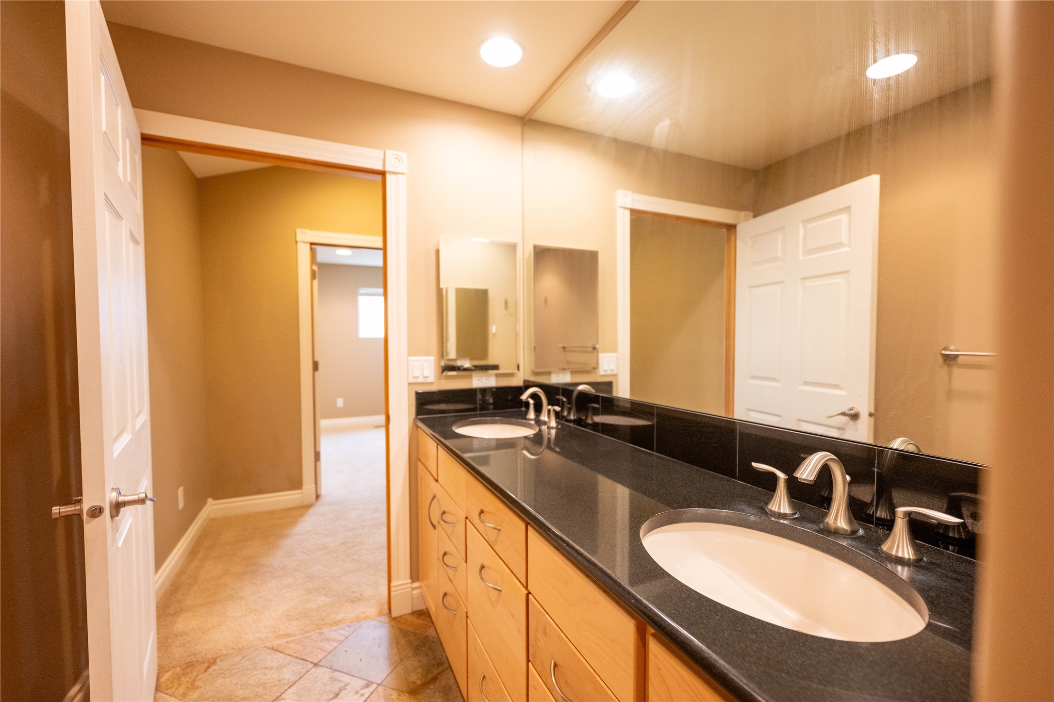 2565 Overlook Boulevard Property Photo 16