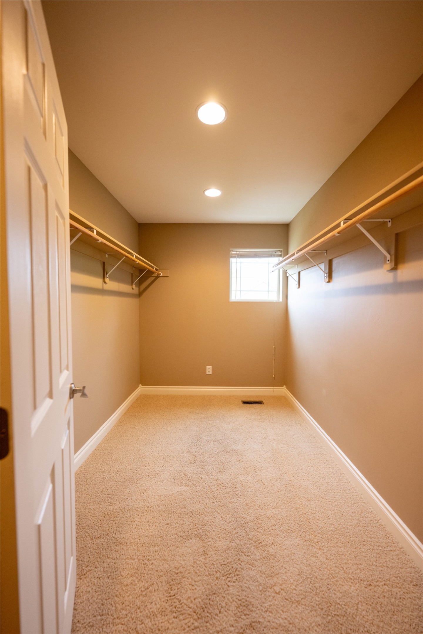 2565 Overlook Boulevard Property Photo 19