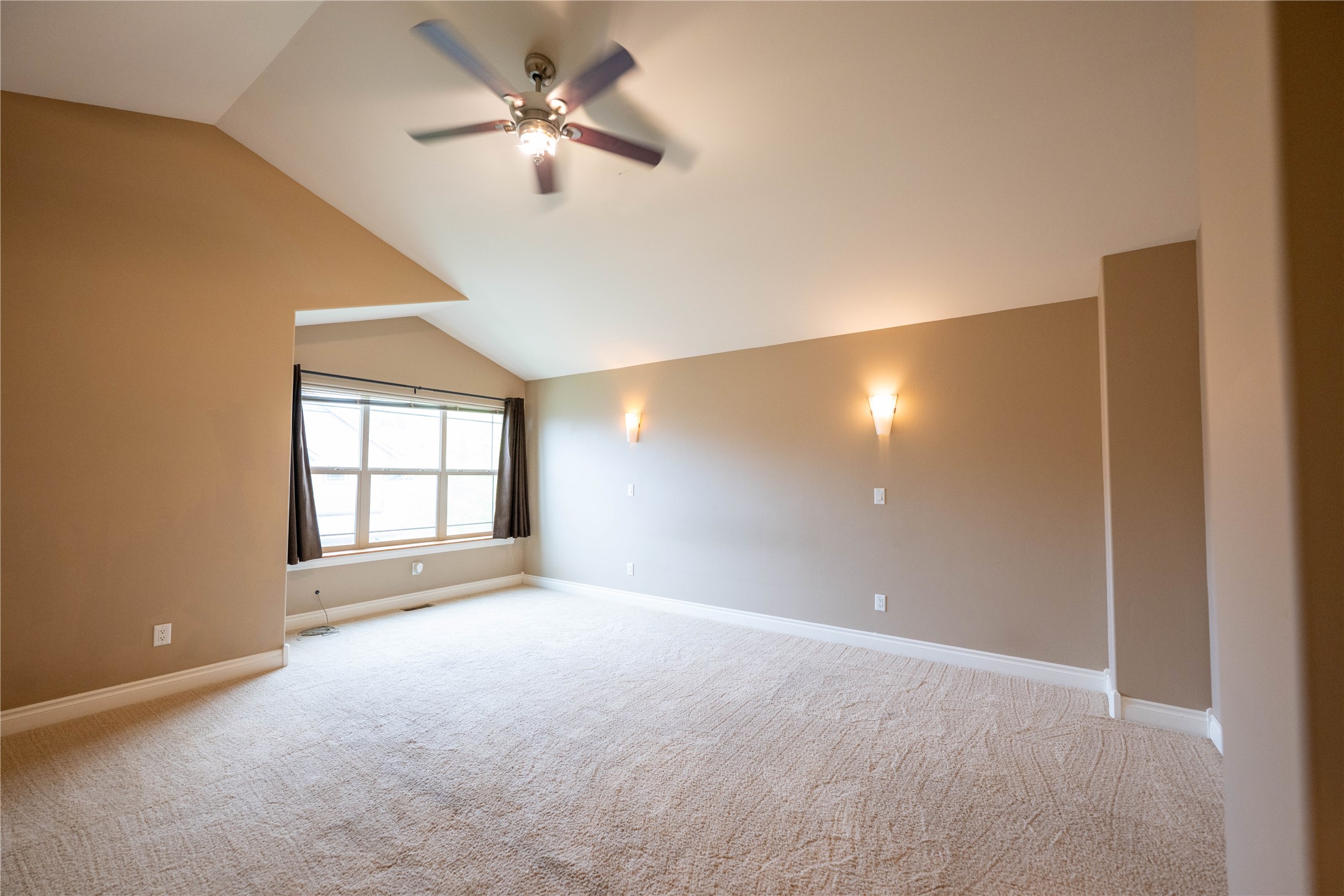2565 Overlook Boulevard Property Photo 20