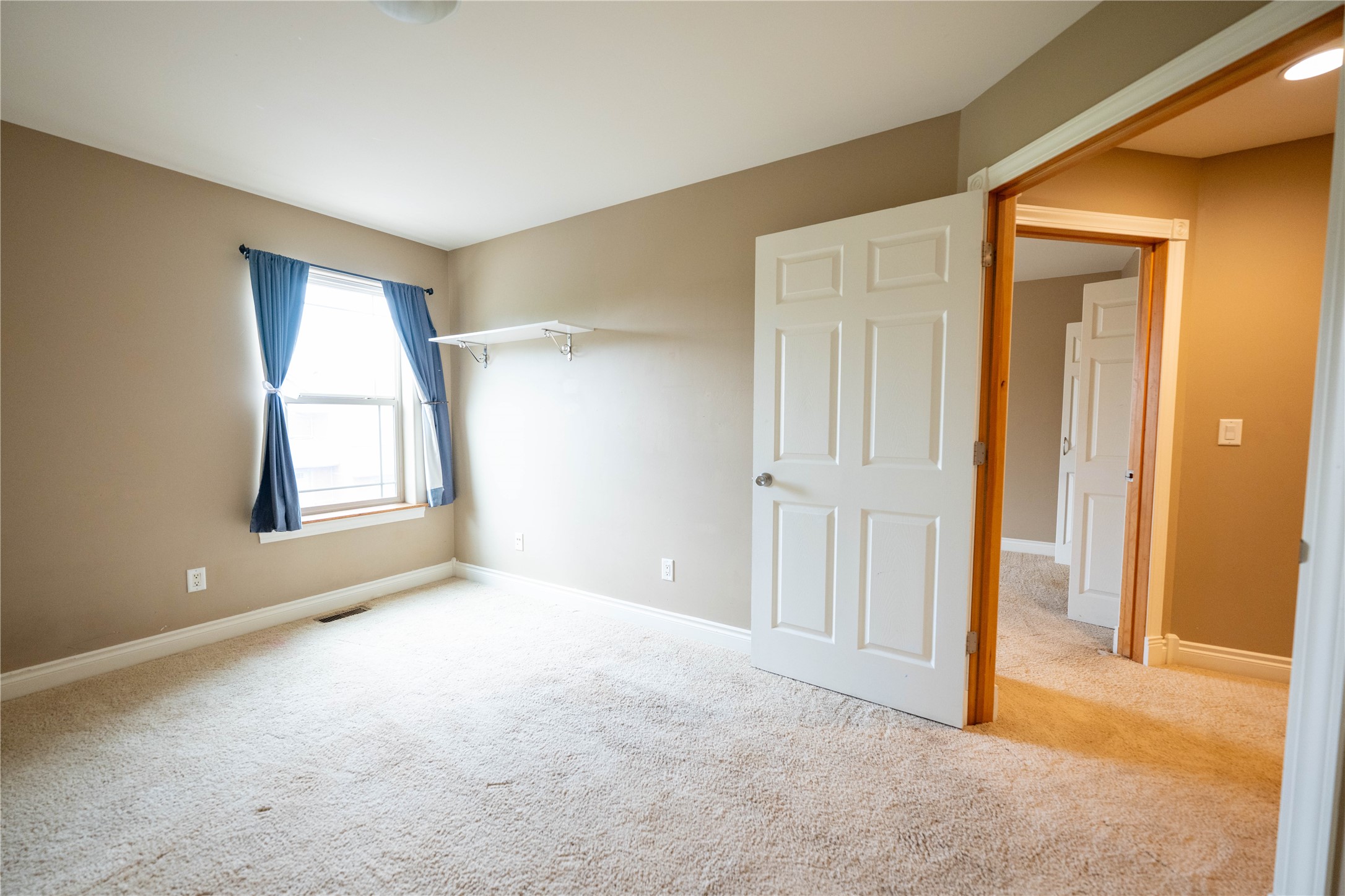 2565 Overlook Boulevard Property Photo 33