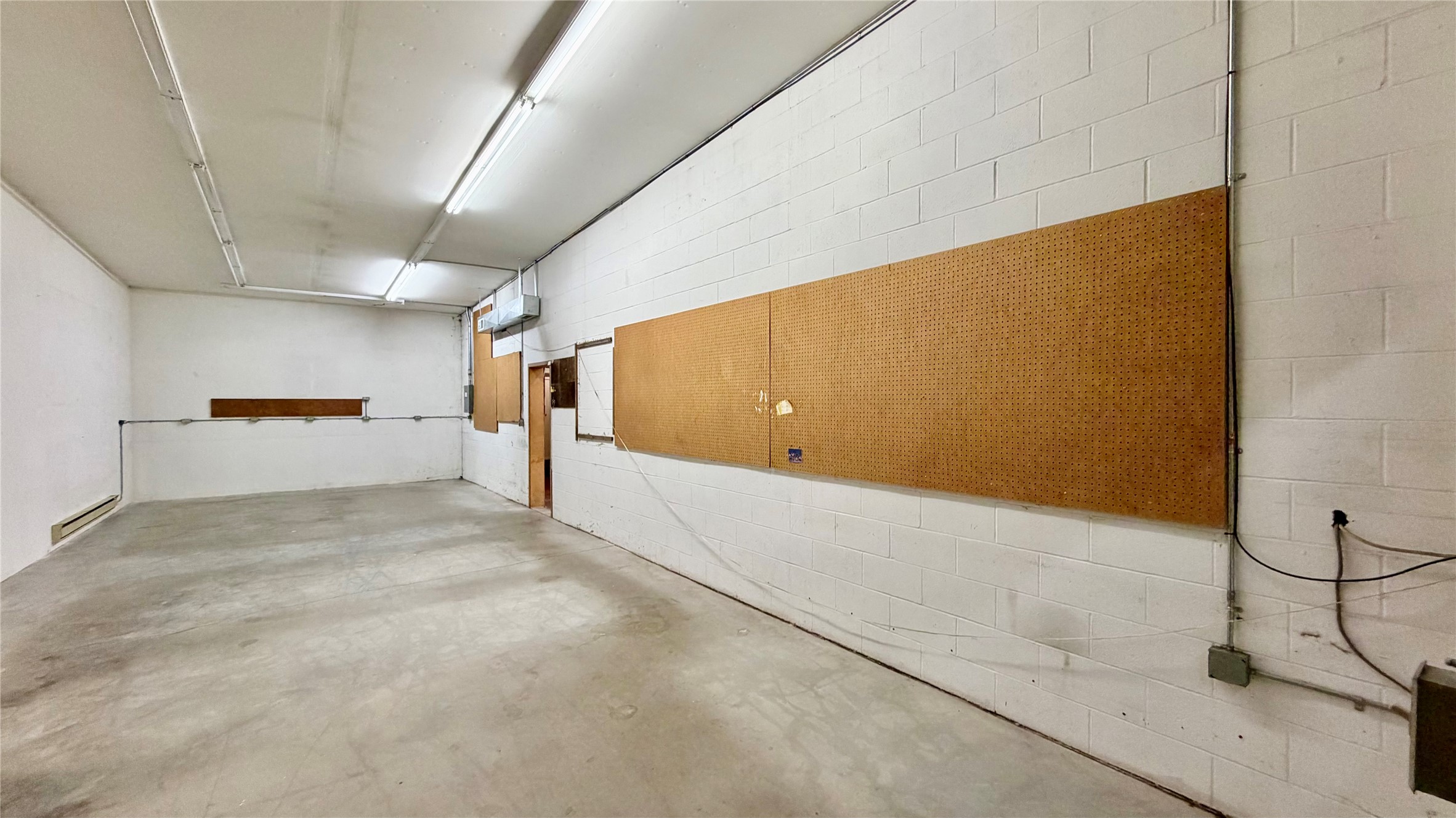 1612 Benton Avenue Property Photo 14