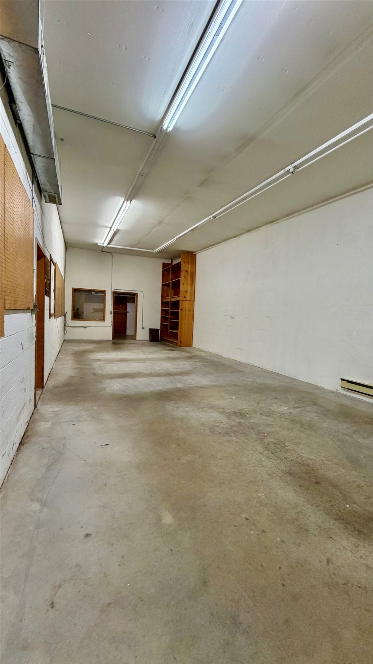1612 Benton Avenue Property Photo 17