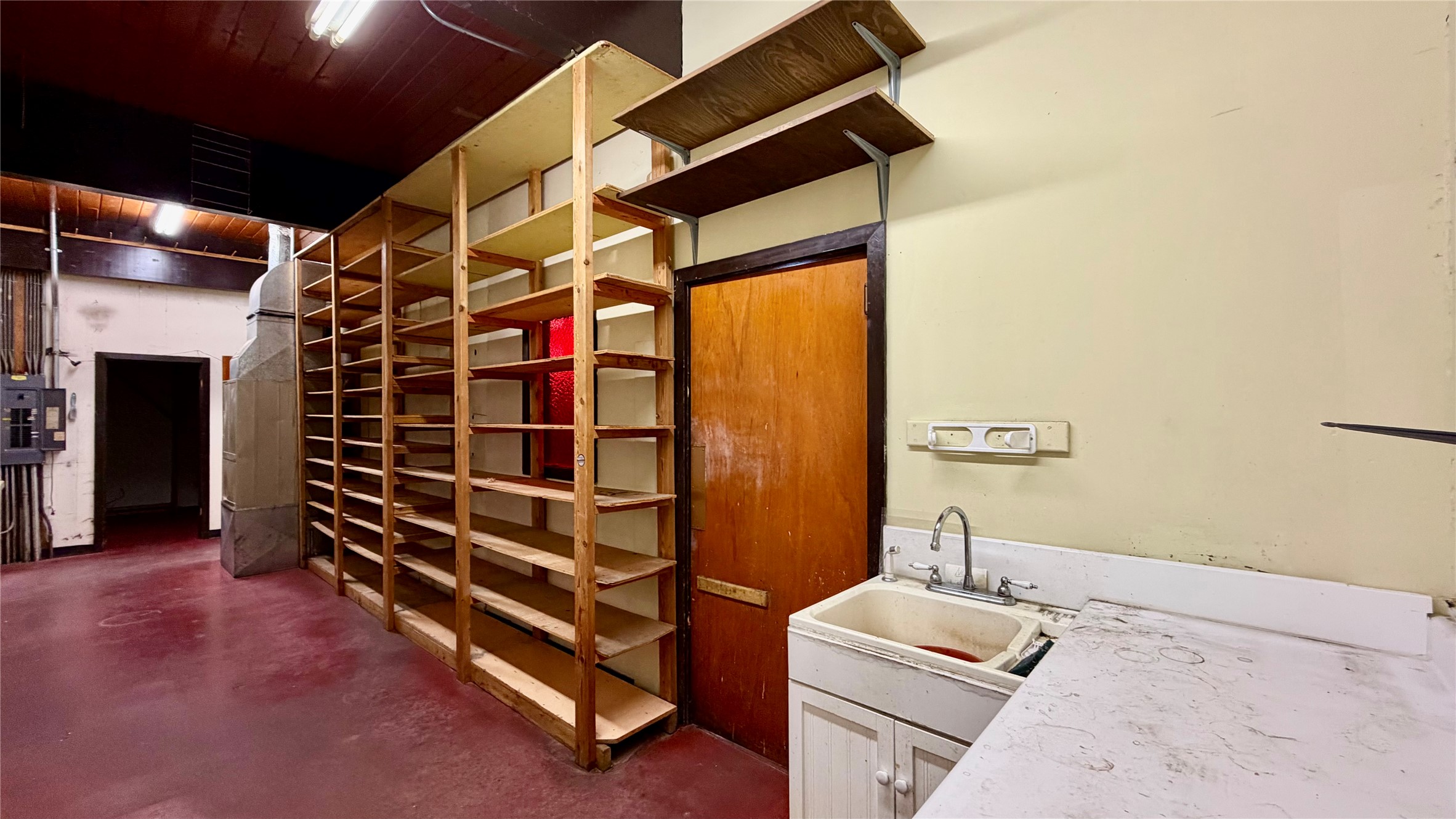 1612 Benton Avenue Property Photo 21