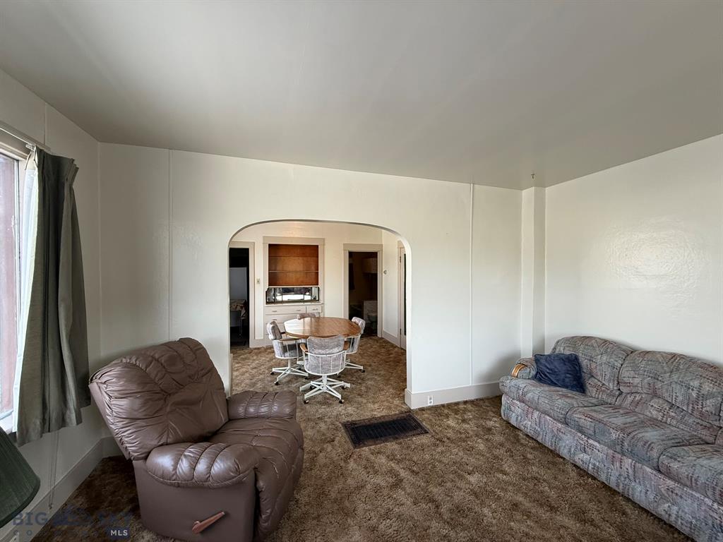 508 W Platinum Street Property Photo 2
