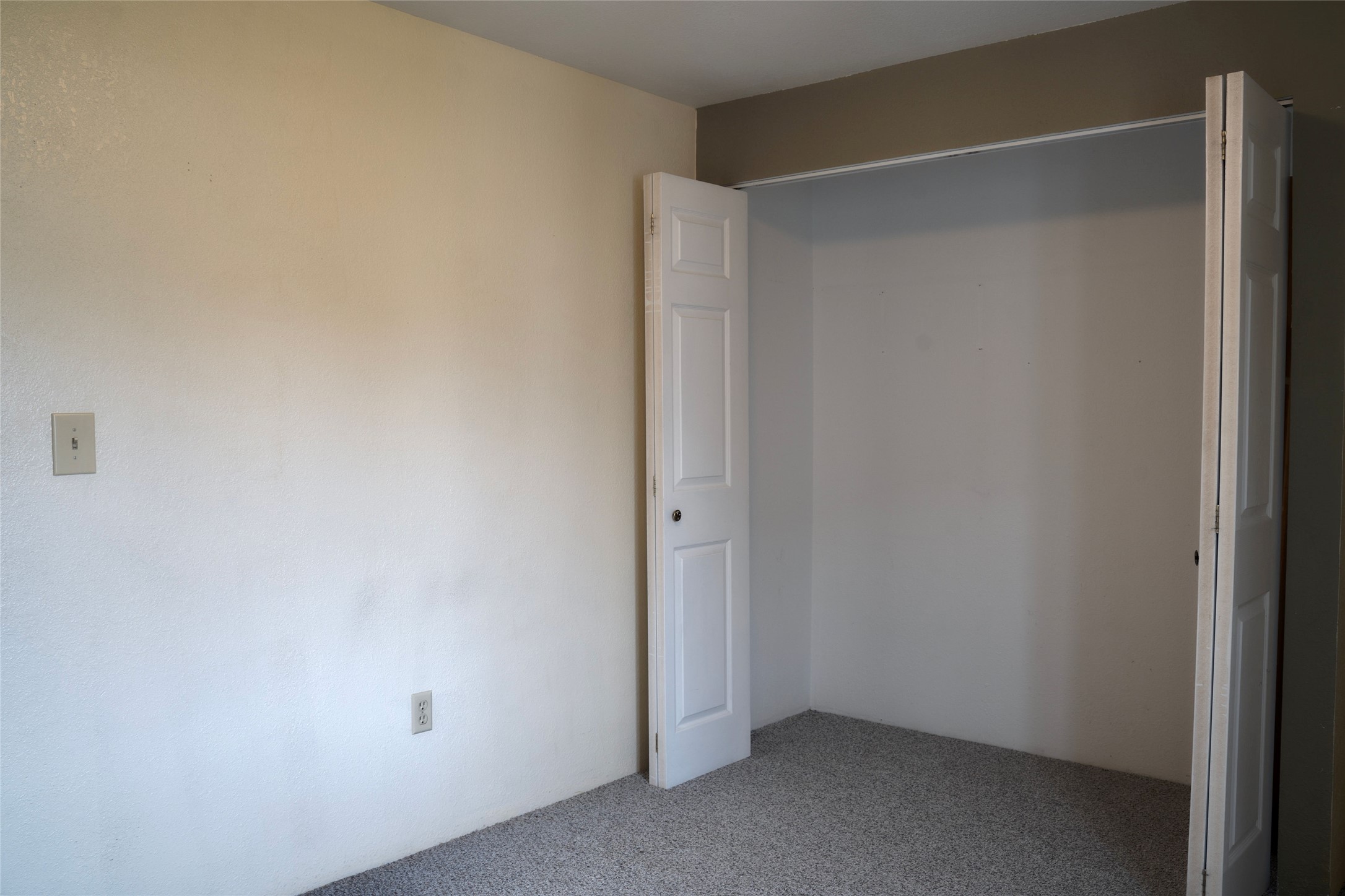 21 2nd Street S Property Photo 28