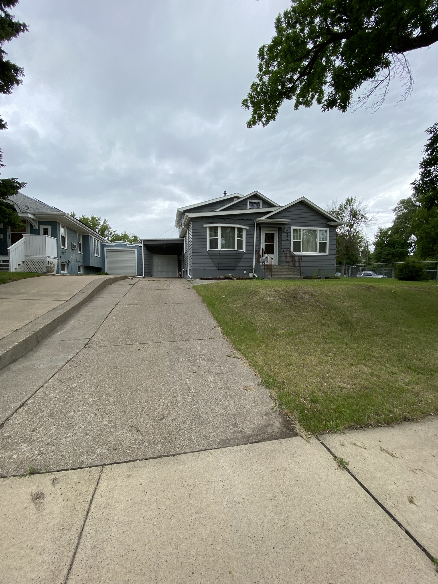 2904 2nd Avenue N Property Photo 3