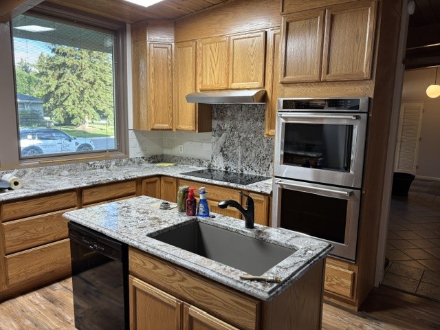 320 S Kansas Street Property Photo 7