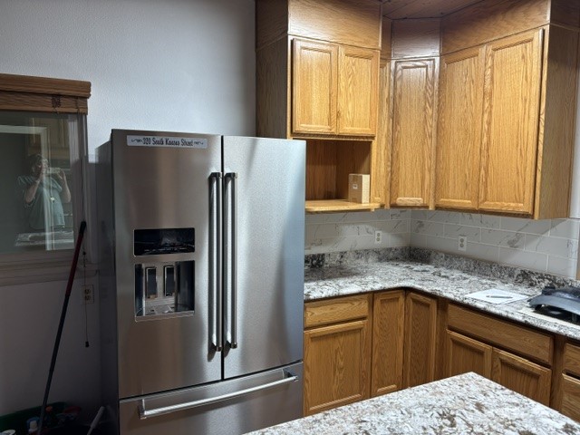 320 S Kansas Street Property Photo 9