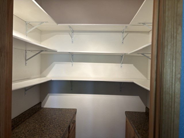320 S Kansas Street Property Photo 14
