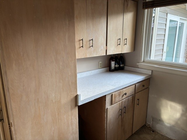 320 S Kansas Street Property Photo 22