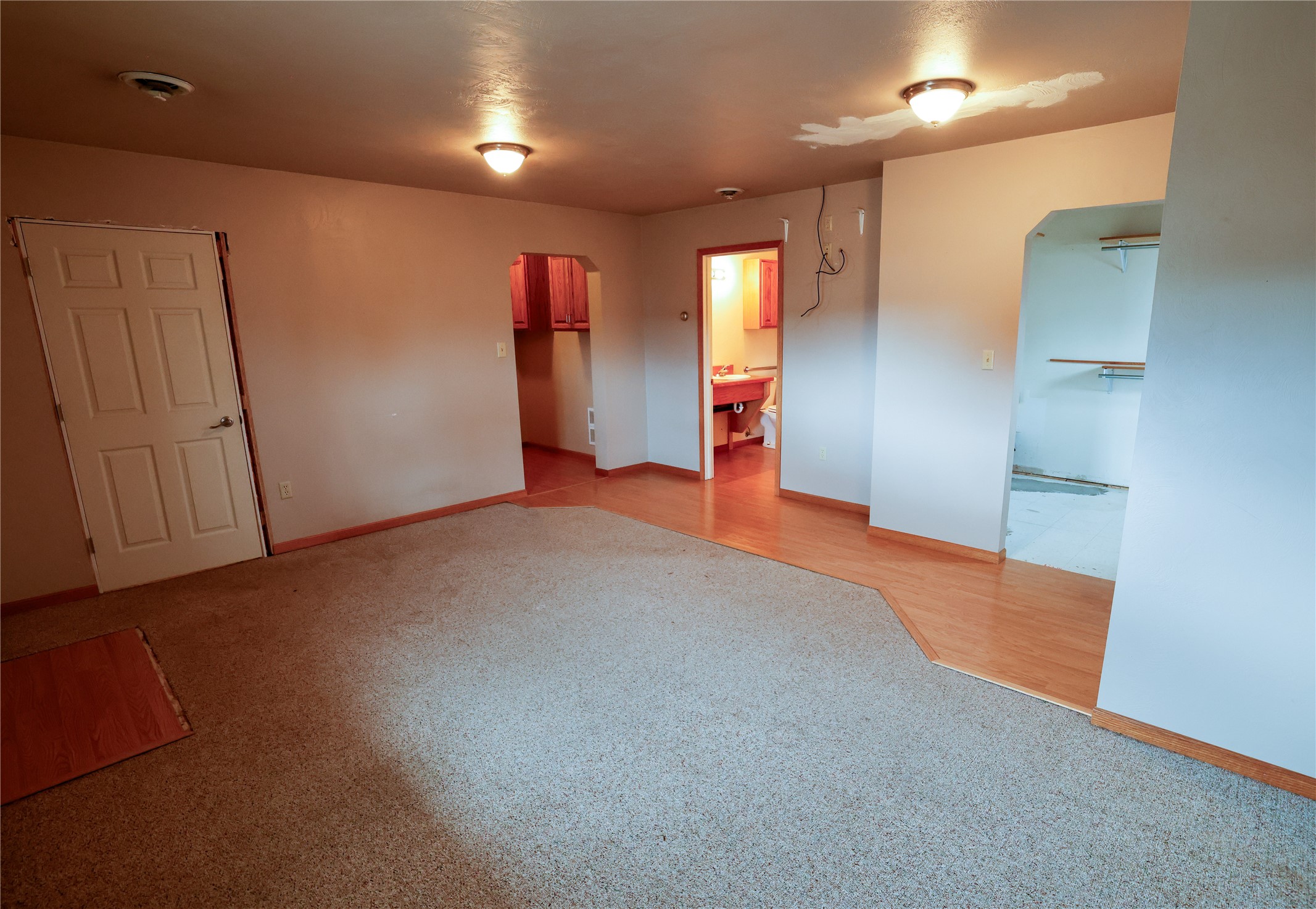 19 8th Avenue Ne Property Photo 18