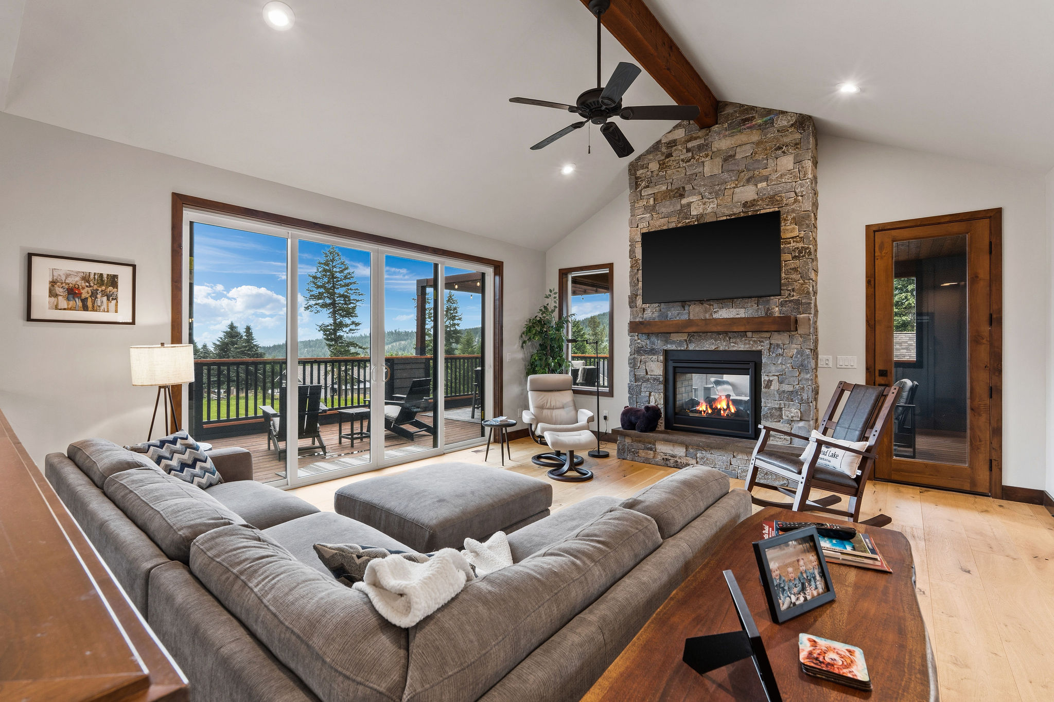 263 Spurwing Loop Property Photo 15