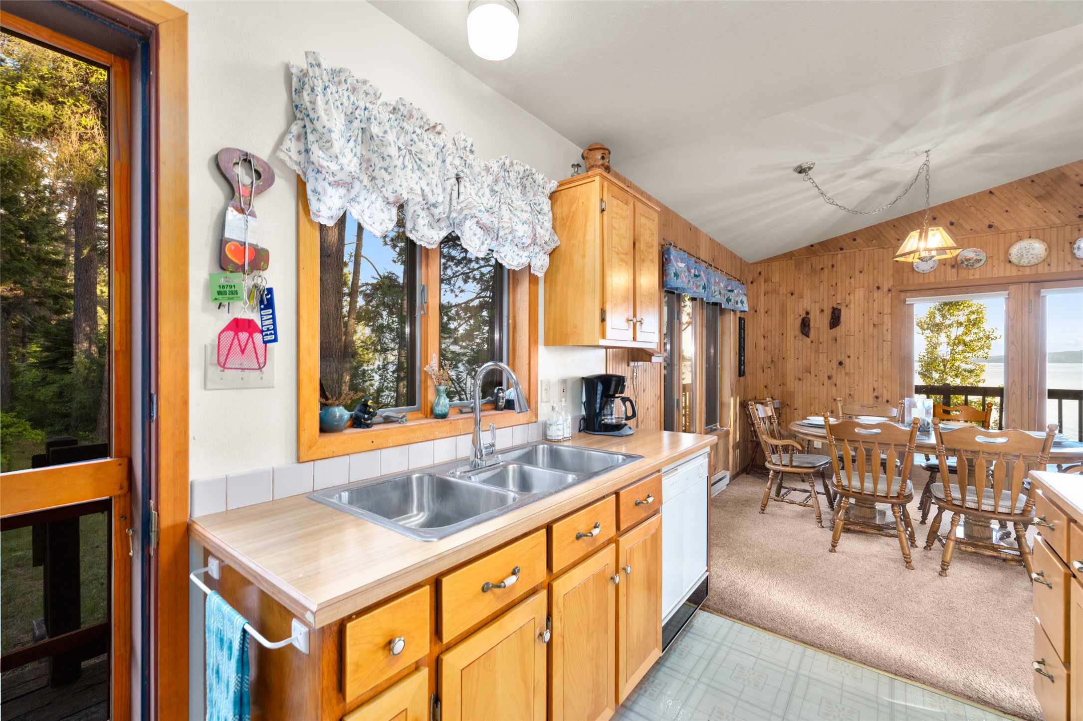25777 Sunset Point Lane Property Photo 11