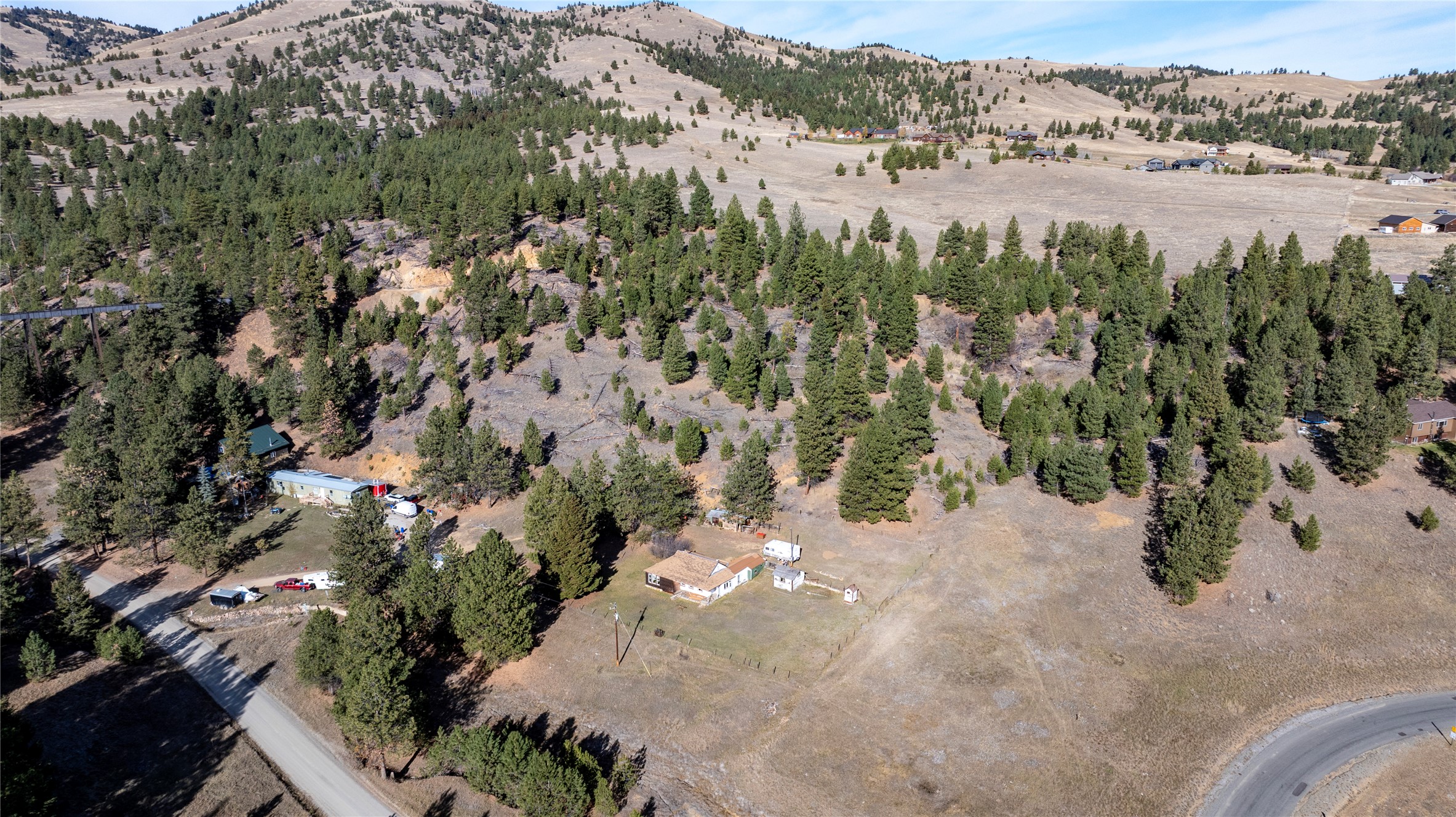 85 Meadowlark Trail Property Photo 1