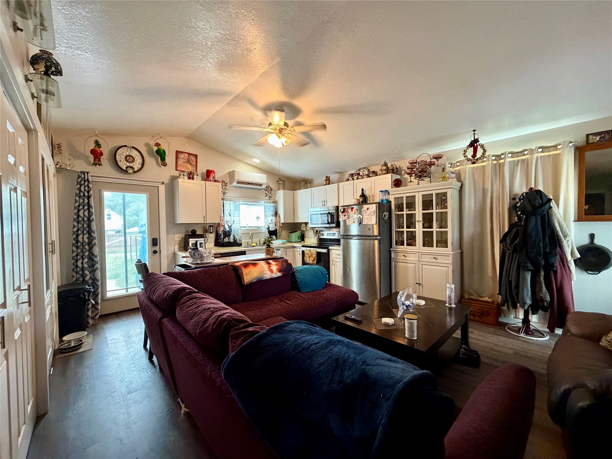 615 Wisconsin Avenue Property Photo 6