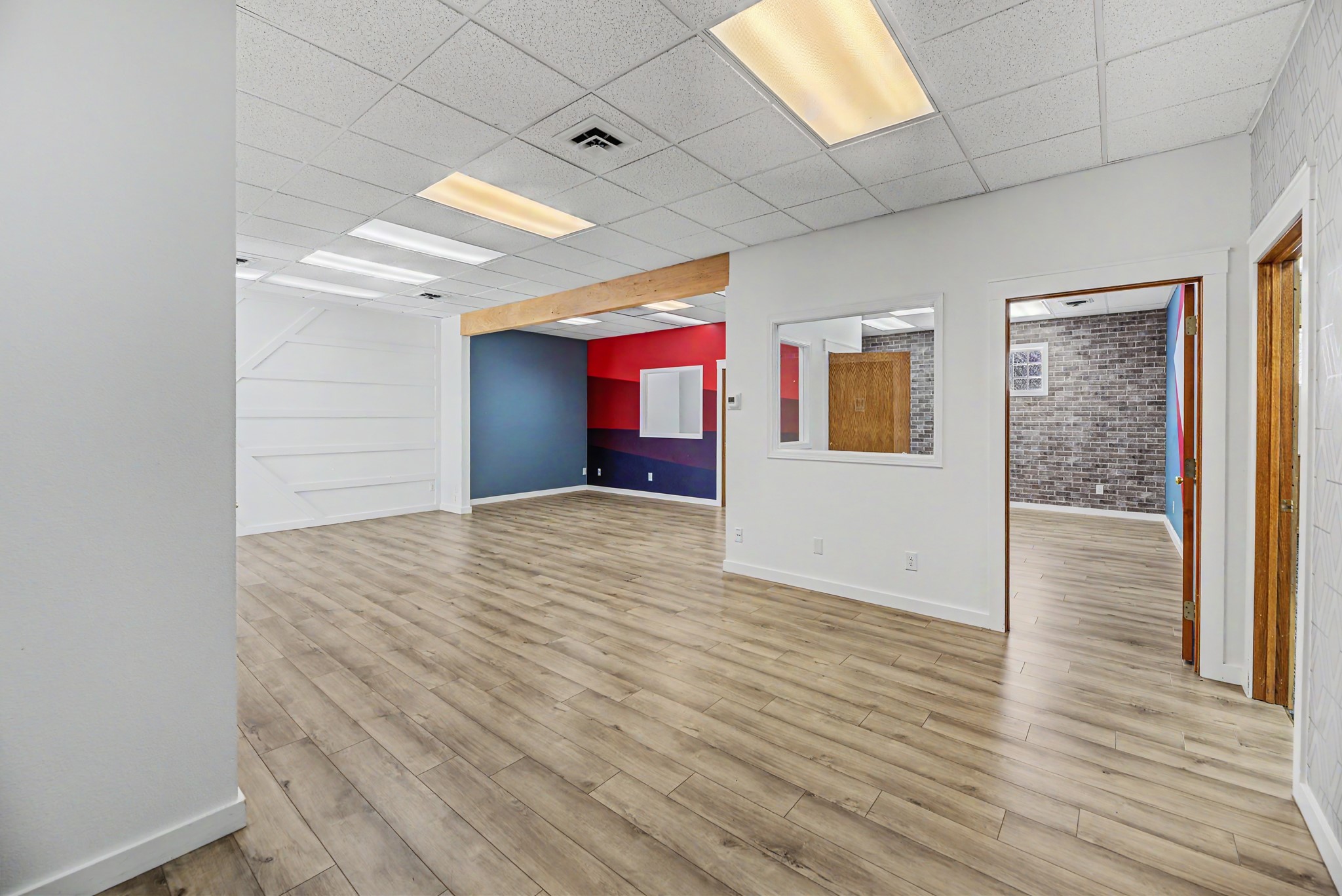 601 Euclid Avenue Suite D Property Photo 6