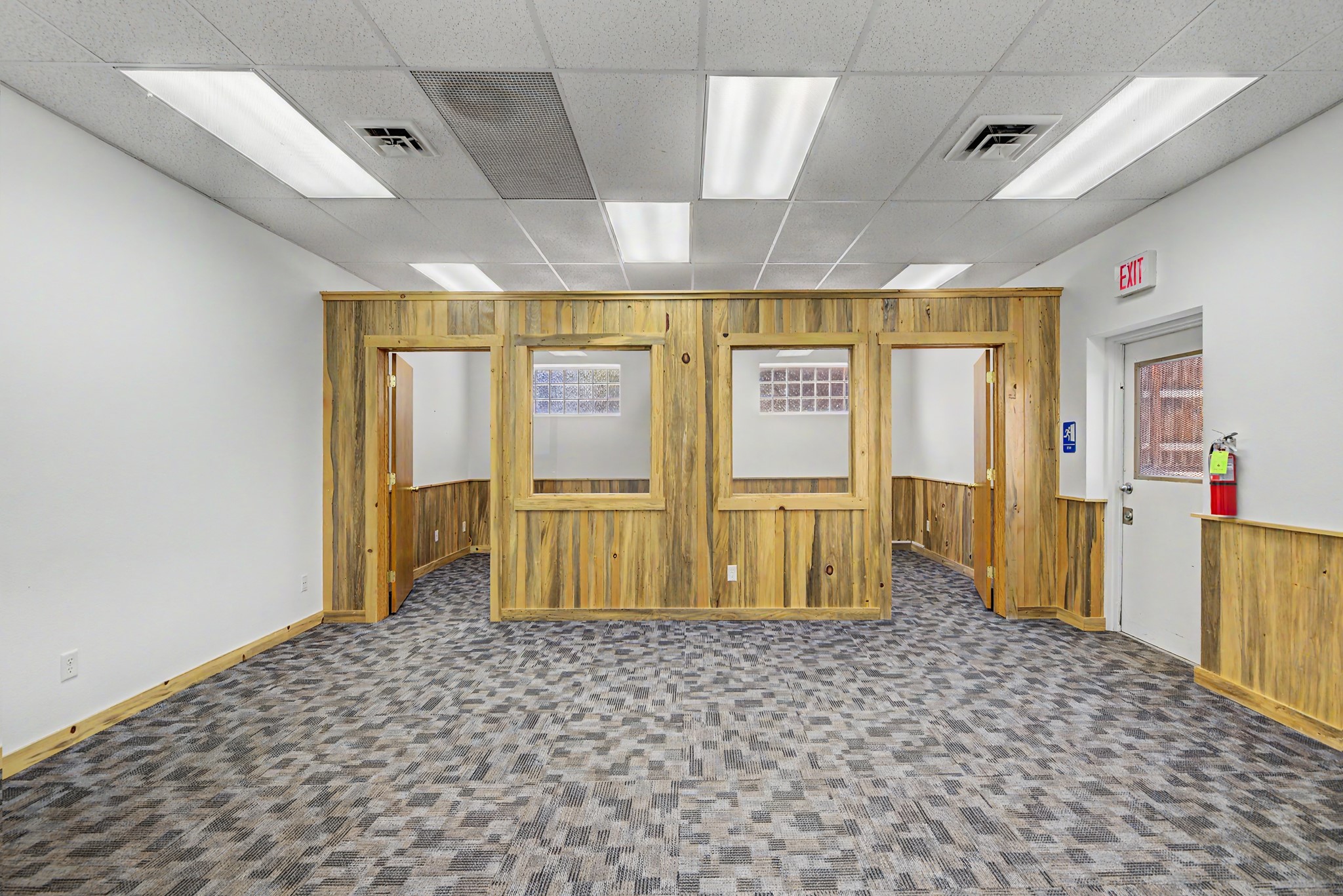 601 Euclid Avenue Suite D Property Photo 14